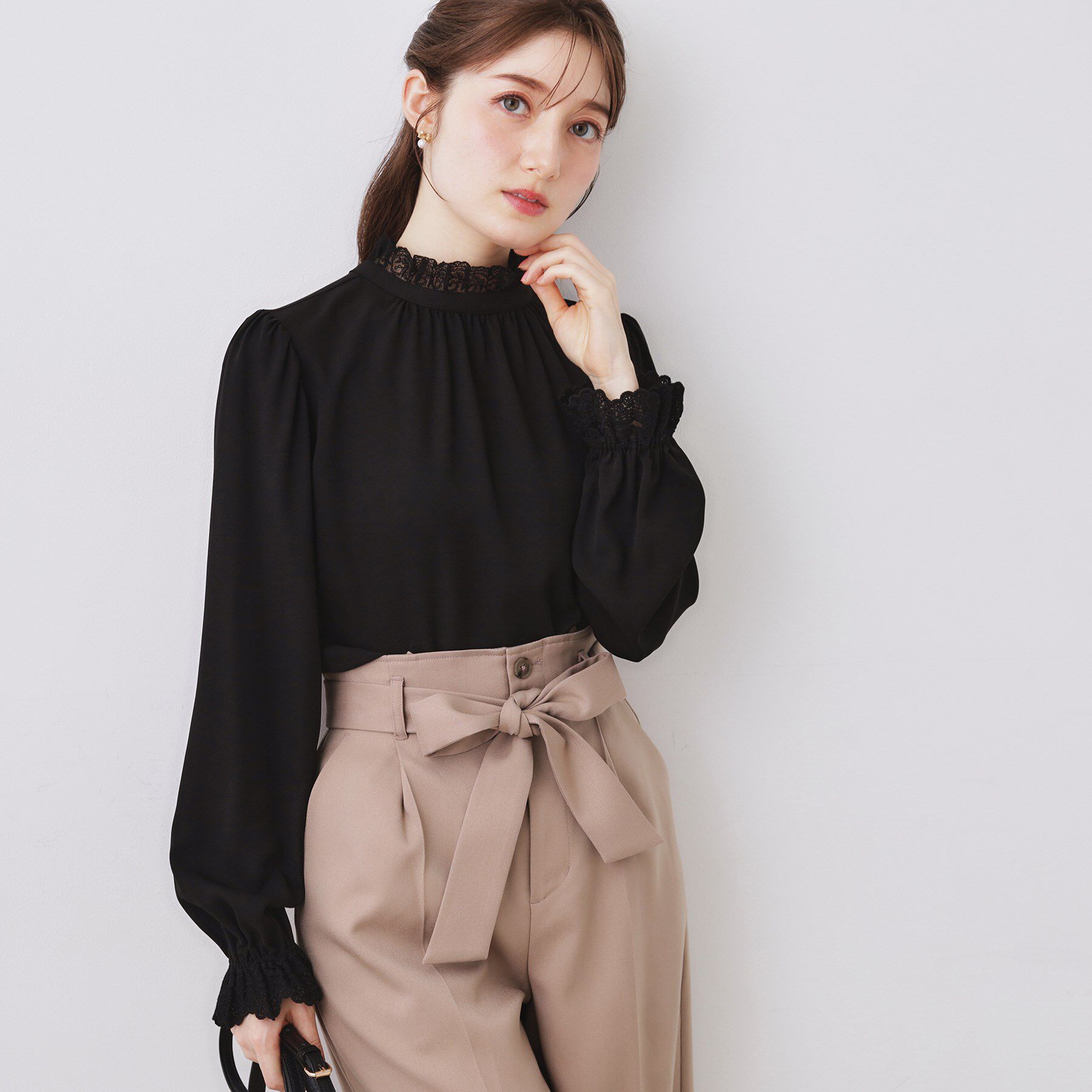 Couture broach「【2WAY・ハレの日・通勤】エンブロレースブラウス」|シャツ・ブラウス|