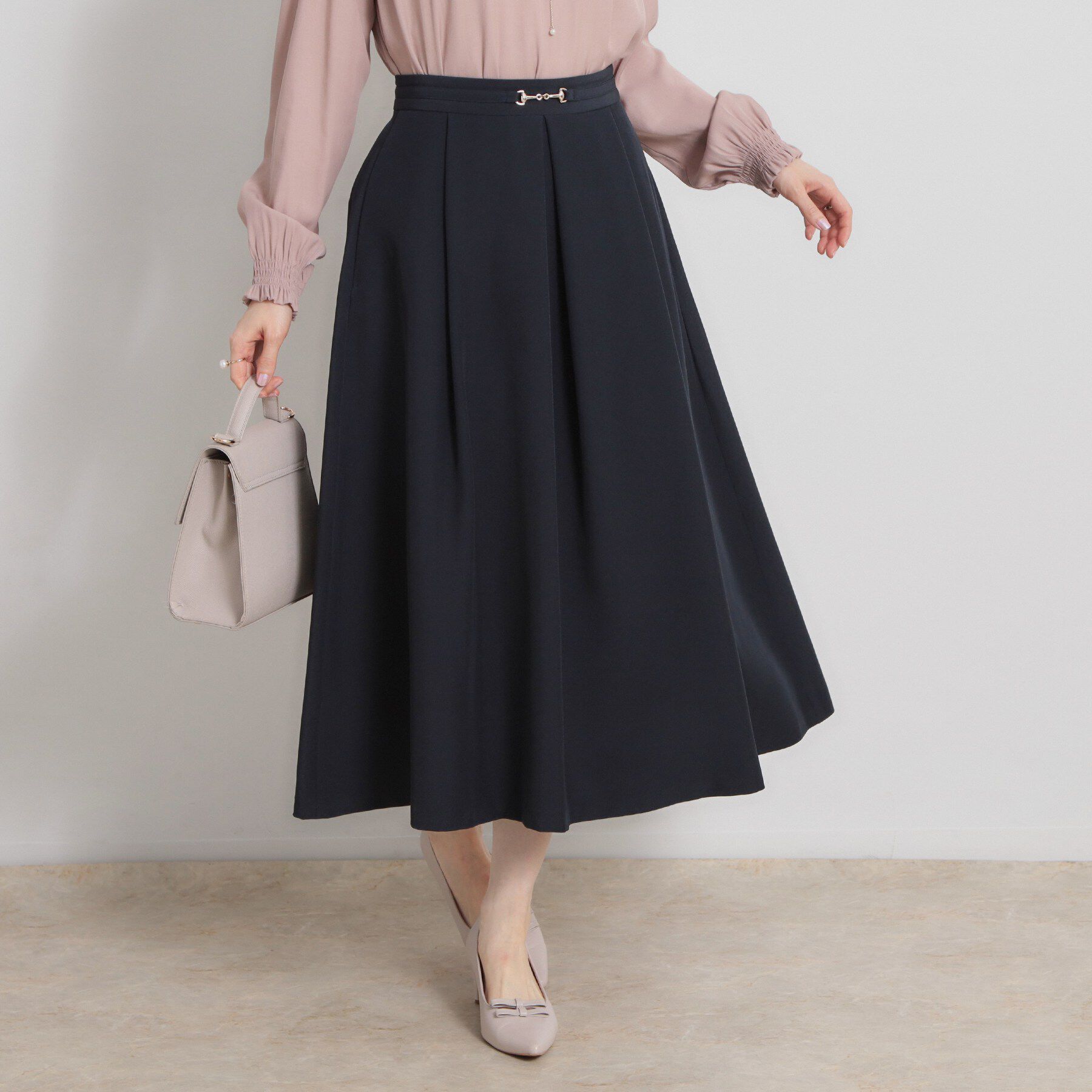 Couture broach「【洗える・通勤】ビットベルト タックスカート」|スカート|ネイビー(094)