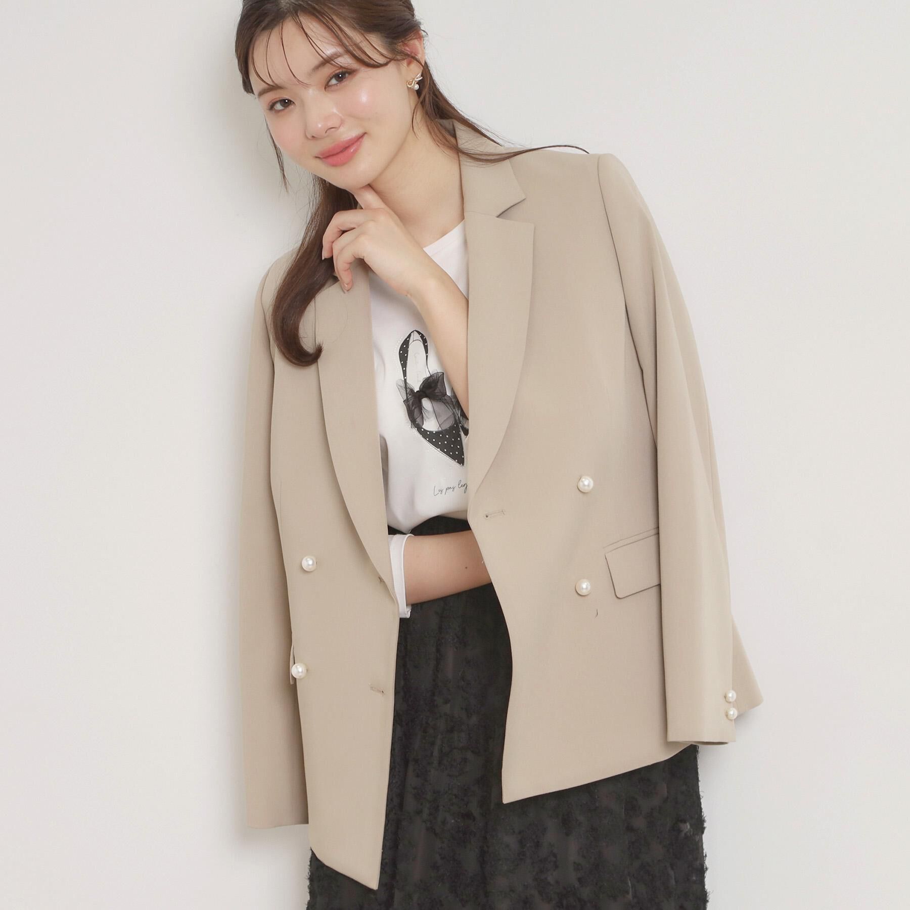 Couture broach「【洗える・ハレの日・通勤】パール調ボタン テーラードジャケット」|テーラードジャケット|