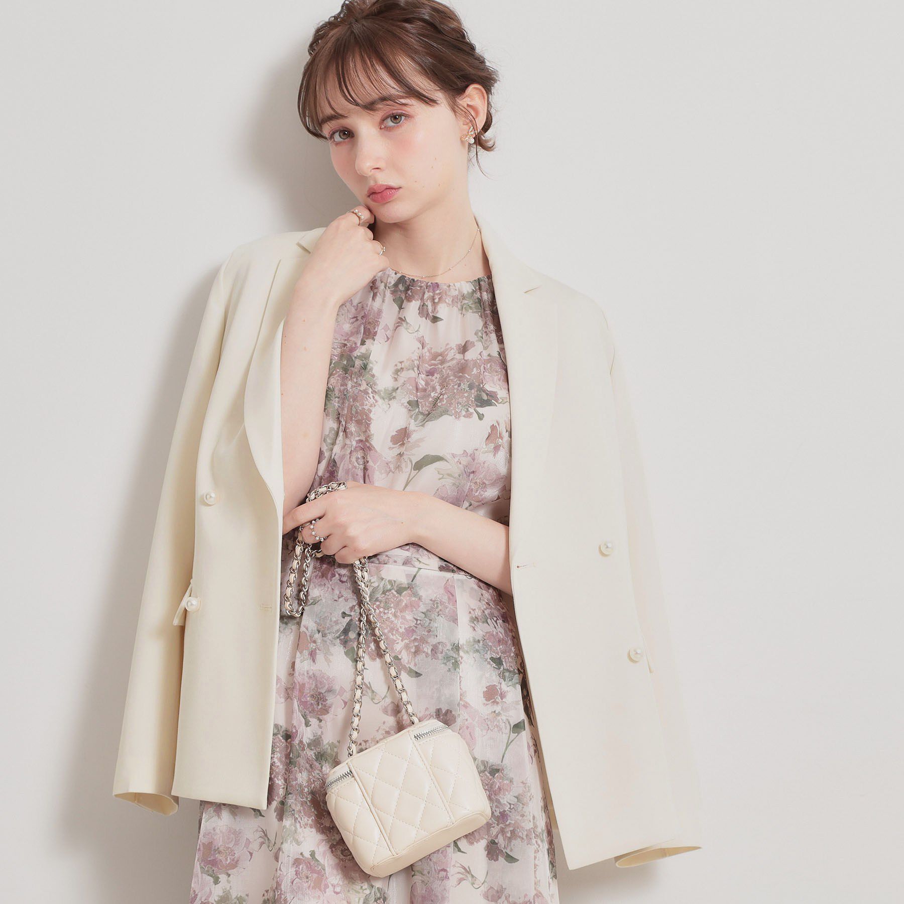 Couture broach「【洗える・ハレの日・通勤】パール調ボタン テーラードジャケット」|テーラードジャケット|ライトベージュ(85