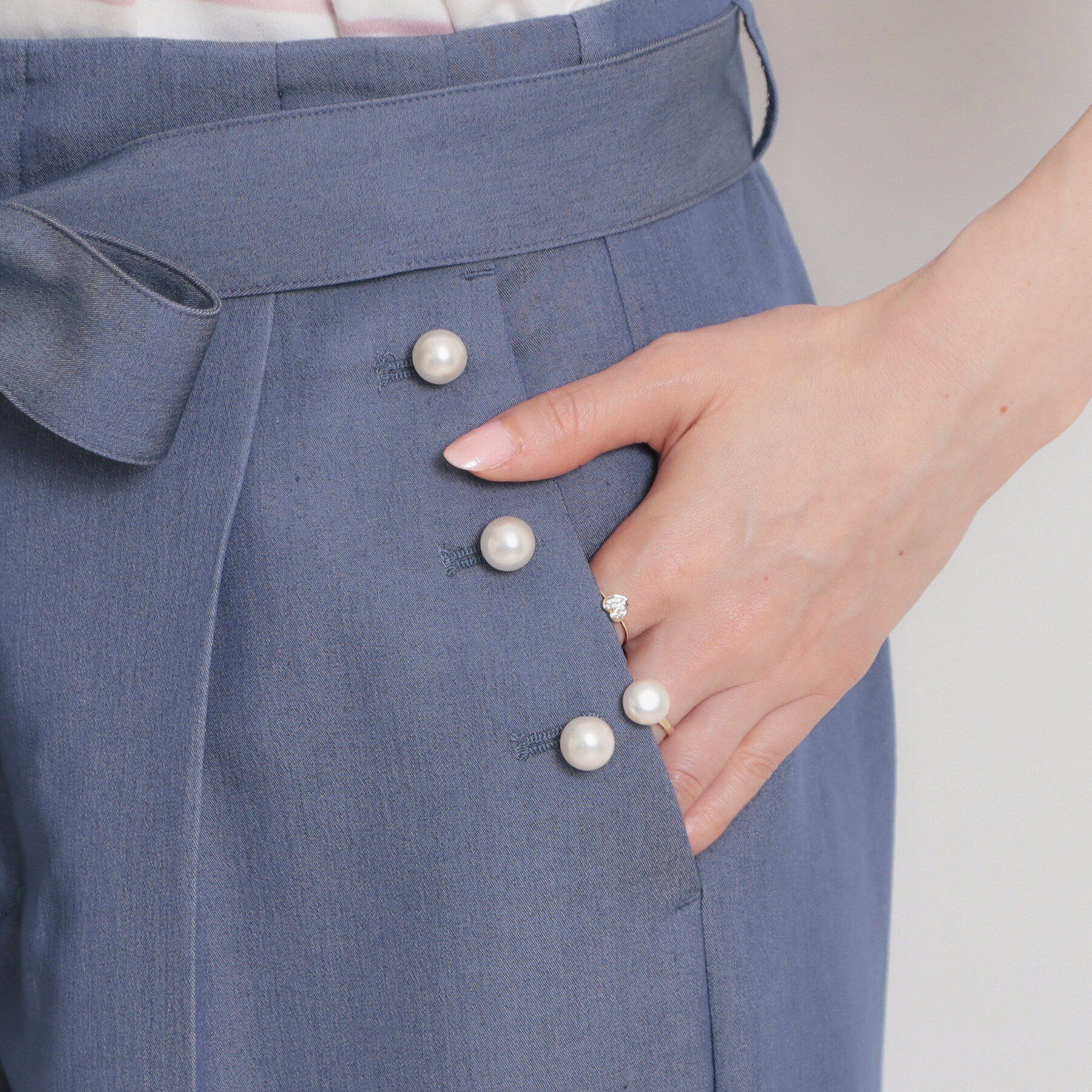 Couture broach「【洗える・S-LL】マリン風アソート釦 シャンブレーワイドパンツ」|その他|