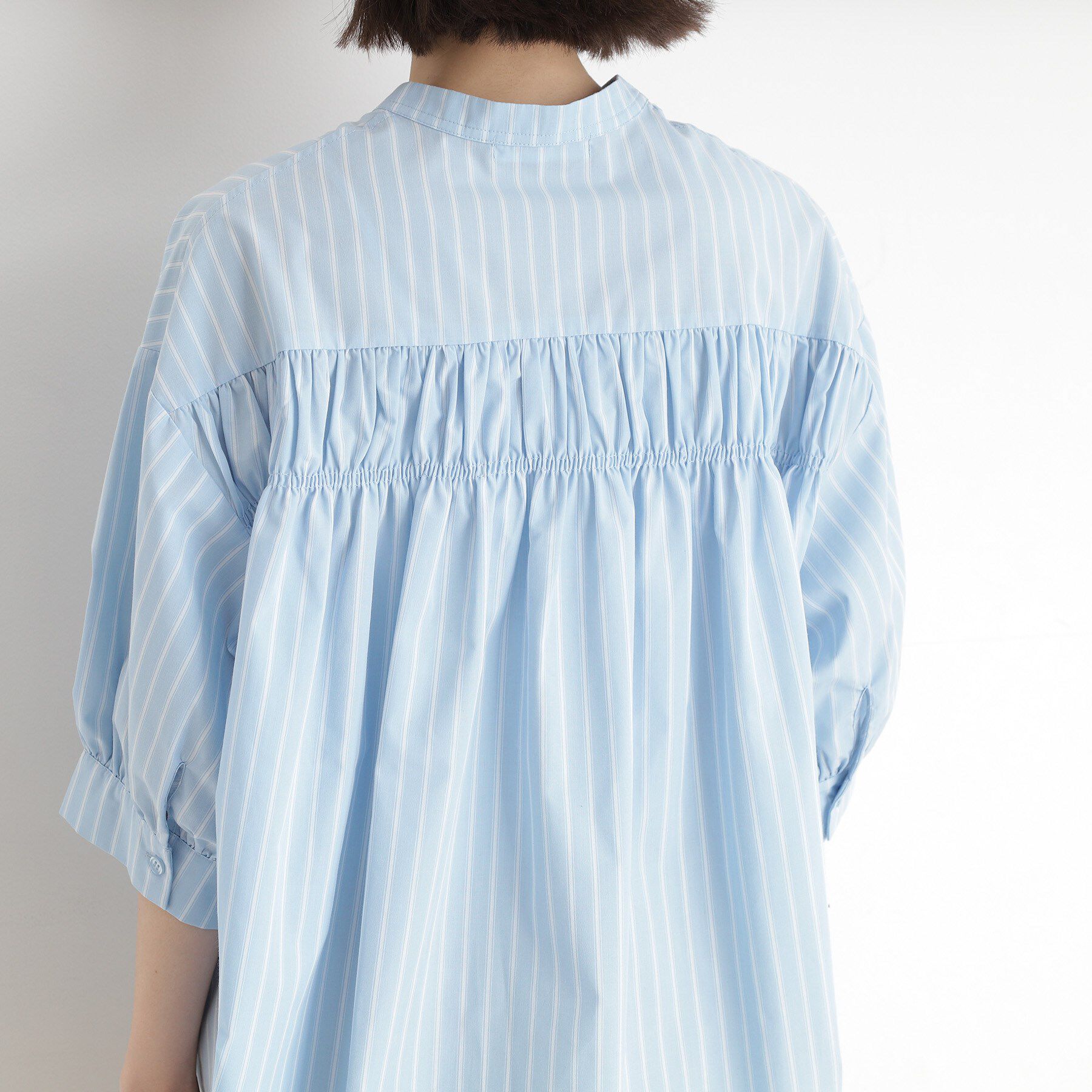 THE SHOP TK「【体型カバー】6分袖バックシャーリングシャツ/洗える」|シャツ・ブラウス|