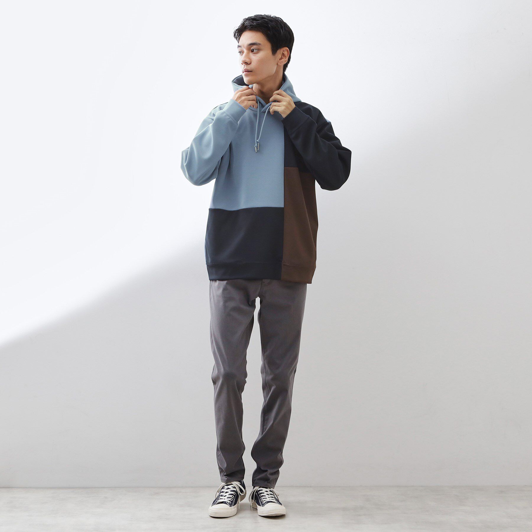 THE SHOP TK「【一枚で着映える】ポンチブロッキングパーカ 洗濯機OK」|パーカー|