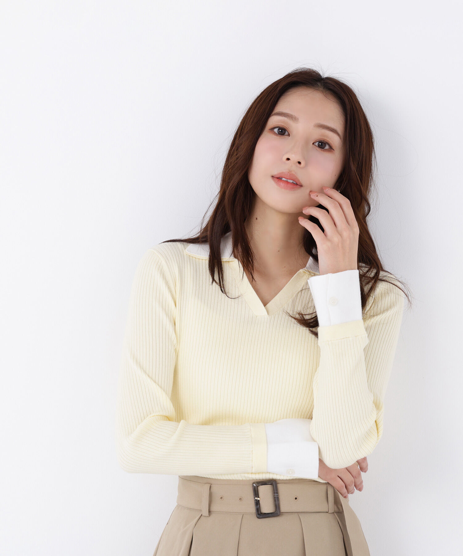  「ダブルカラーVネックリブニット」|ニット・セーター|イエロー&times;オ  2