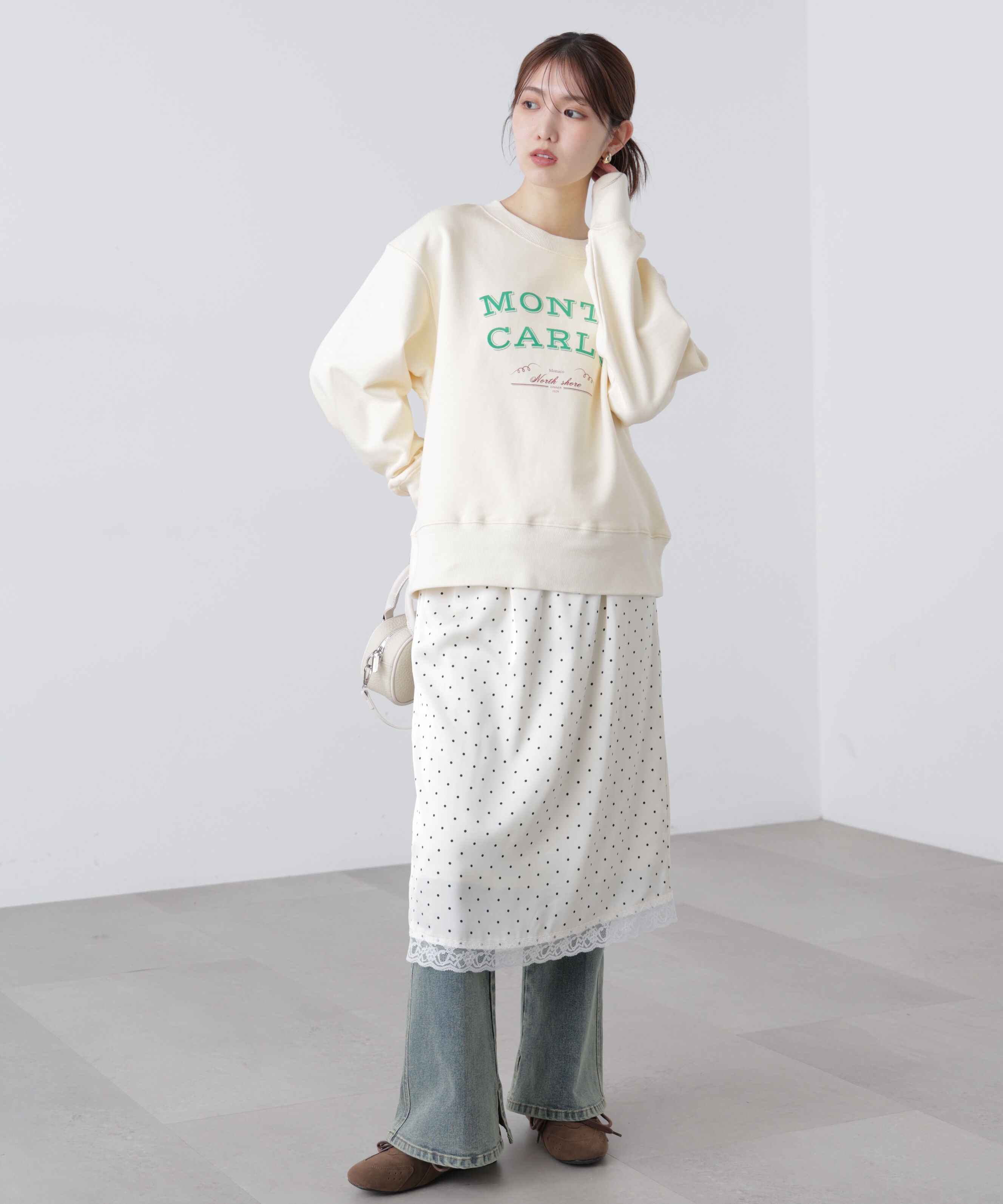  「レーストリムサテンミディスカート」|スカート|