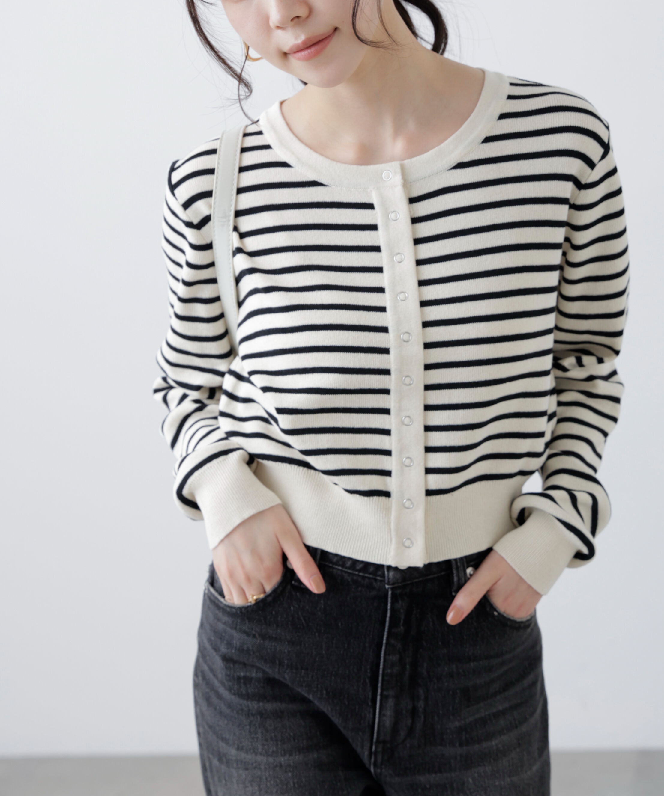  「リングドットボタンクルーネックニットカーディガン」|ニット・セーター|