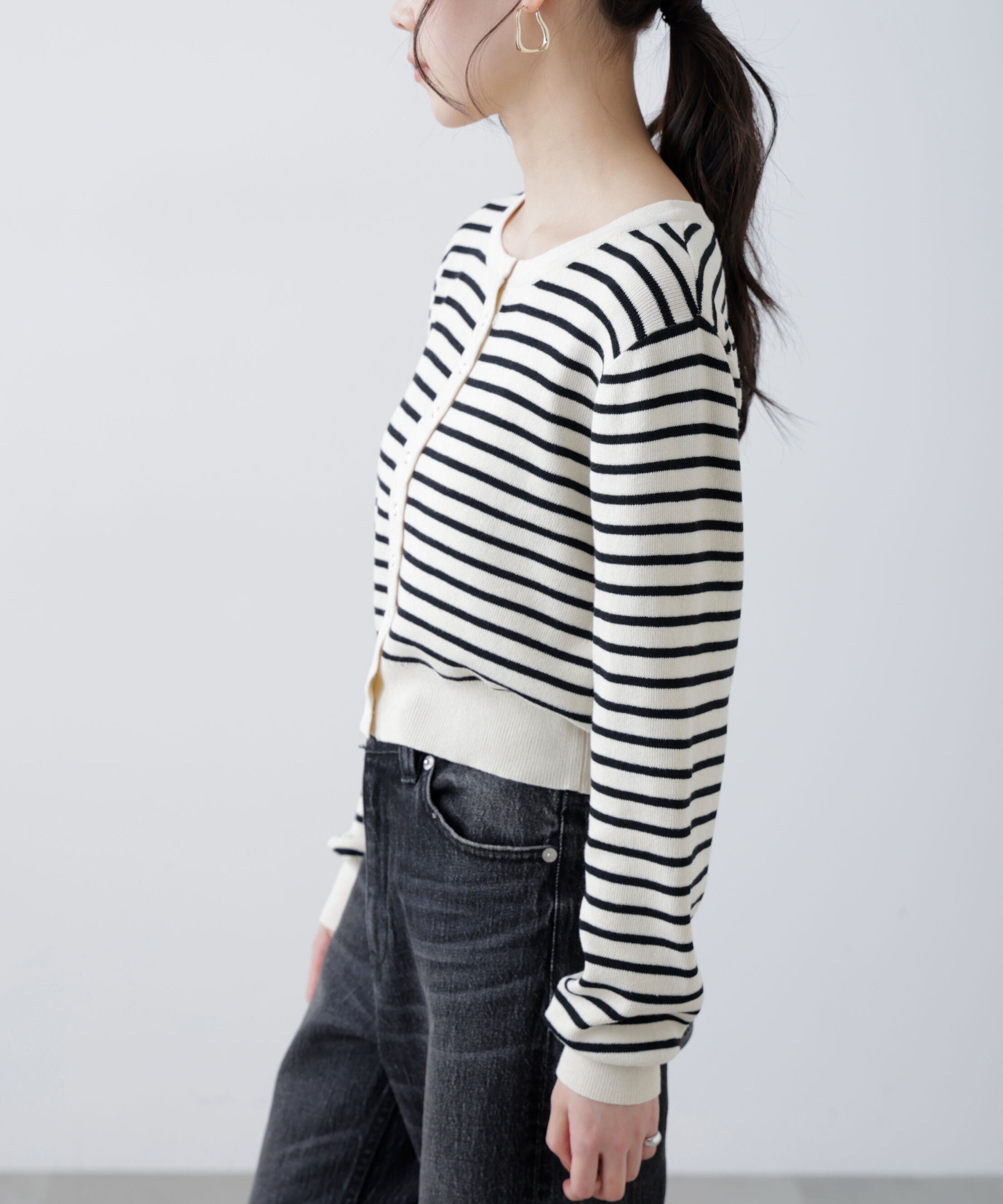  「リングドットボタンクルーネックニットカーディガン」|ニット・セーター|