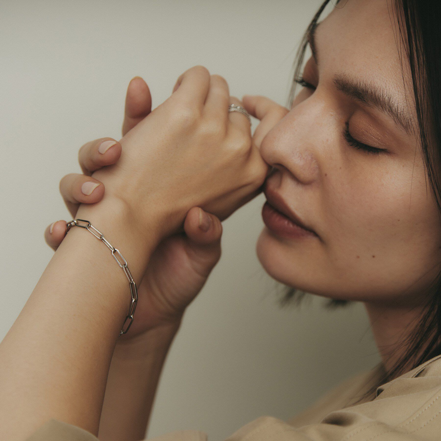 COCOSHNIK「プラチナ 中空プリムケーブルチェーンXL ブレスレット」|ブレスレット・バングル|