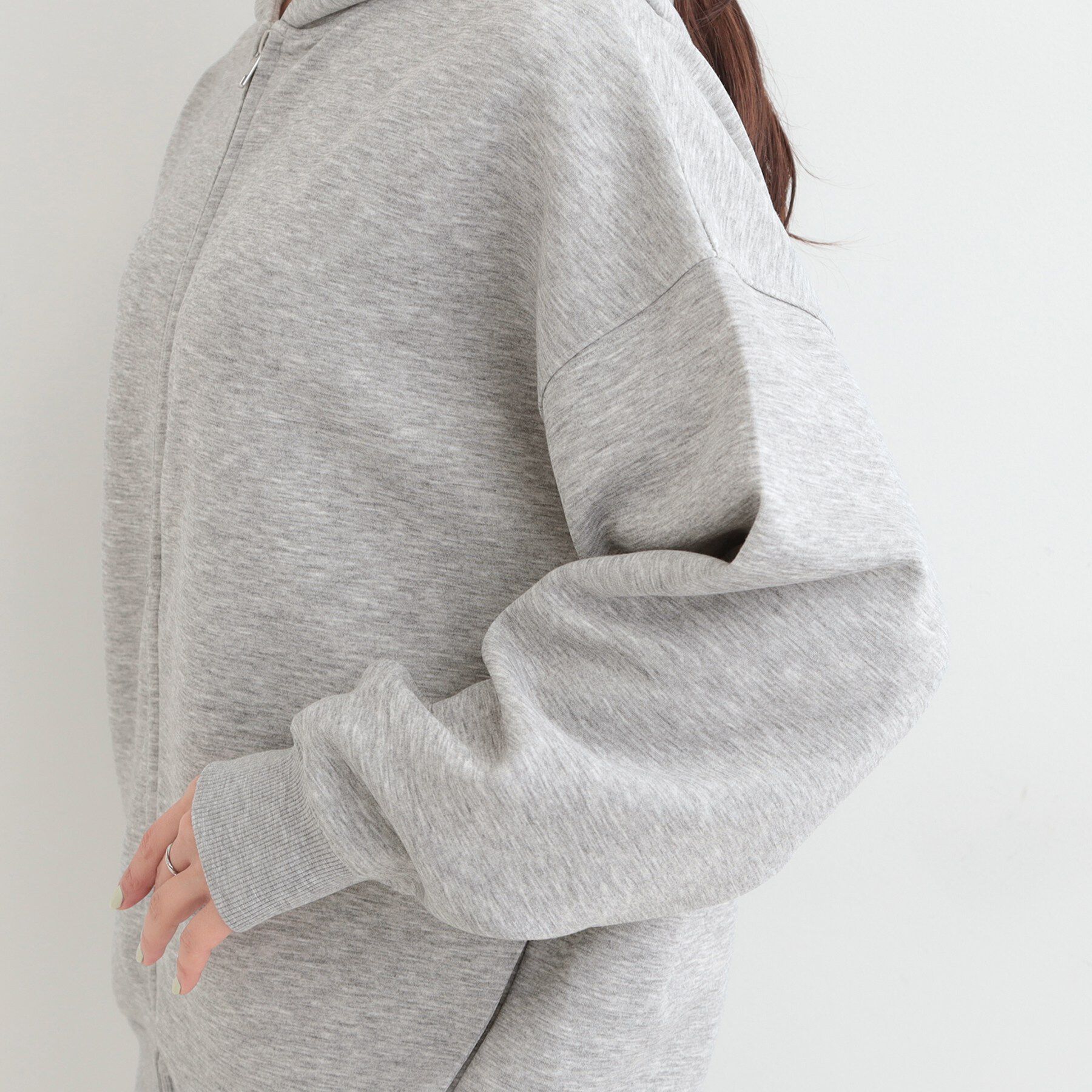 SHOO･LA･RUE「【セットアップ可/S-LL/なめらかタッチ】大人カジュアルスタイルに ZIPパーカ」|パーカー|