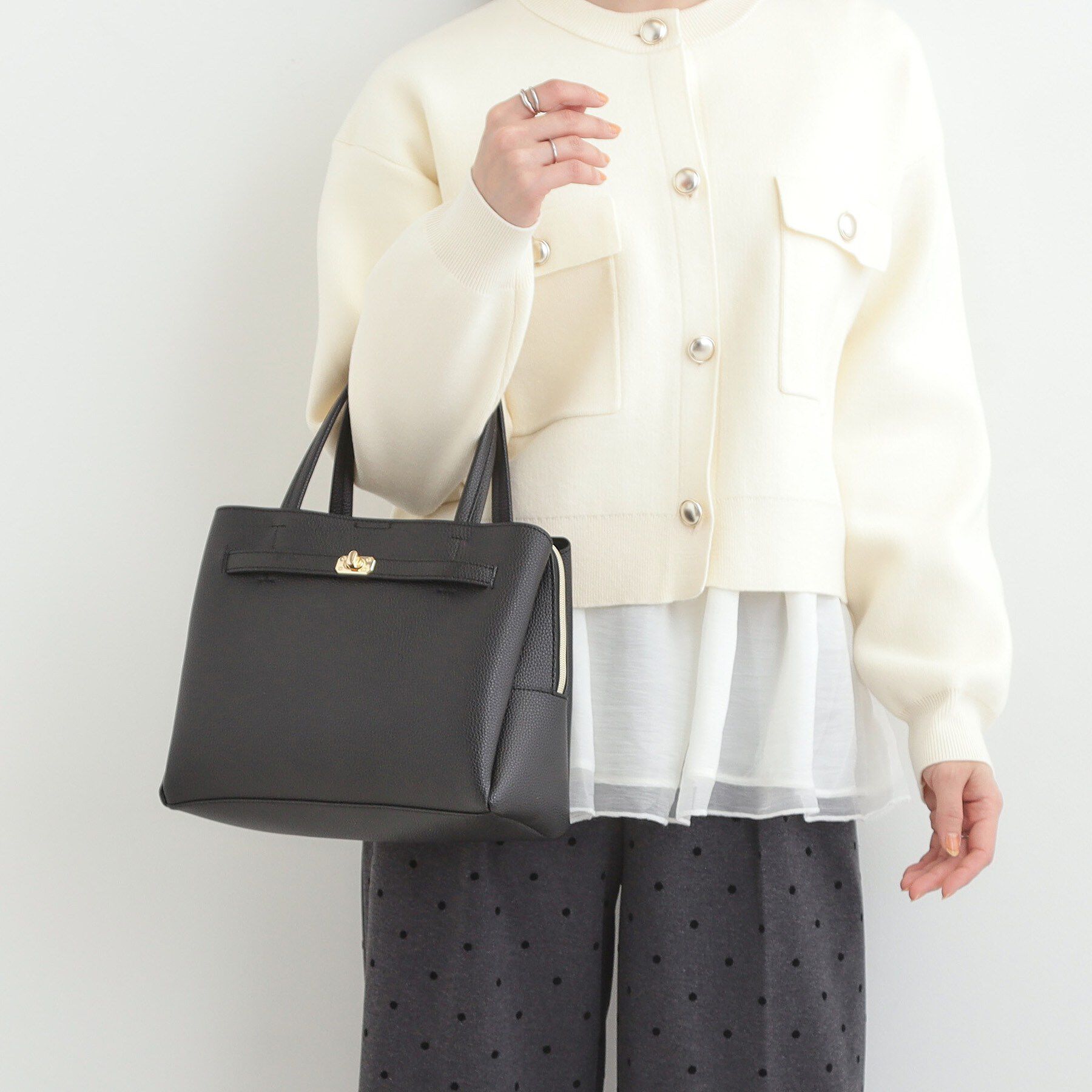 SHOO･LA･RUE「【2WAY】上品きれい 金具ベルトトートバッグ」|トートバッグ|