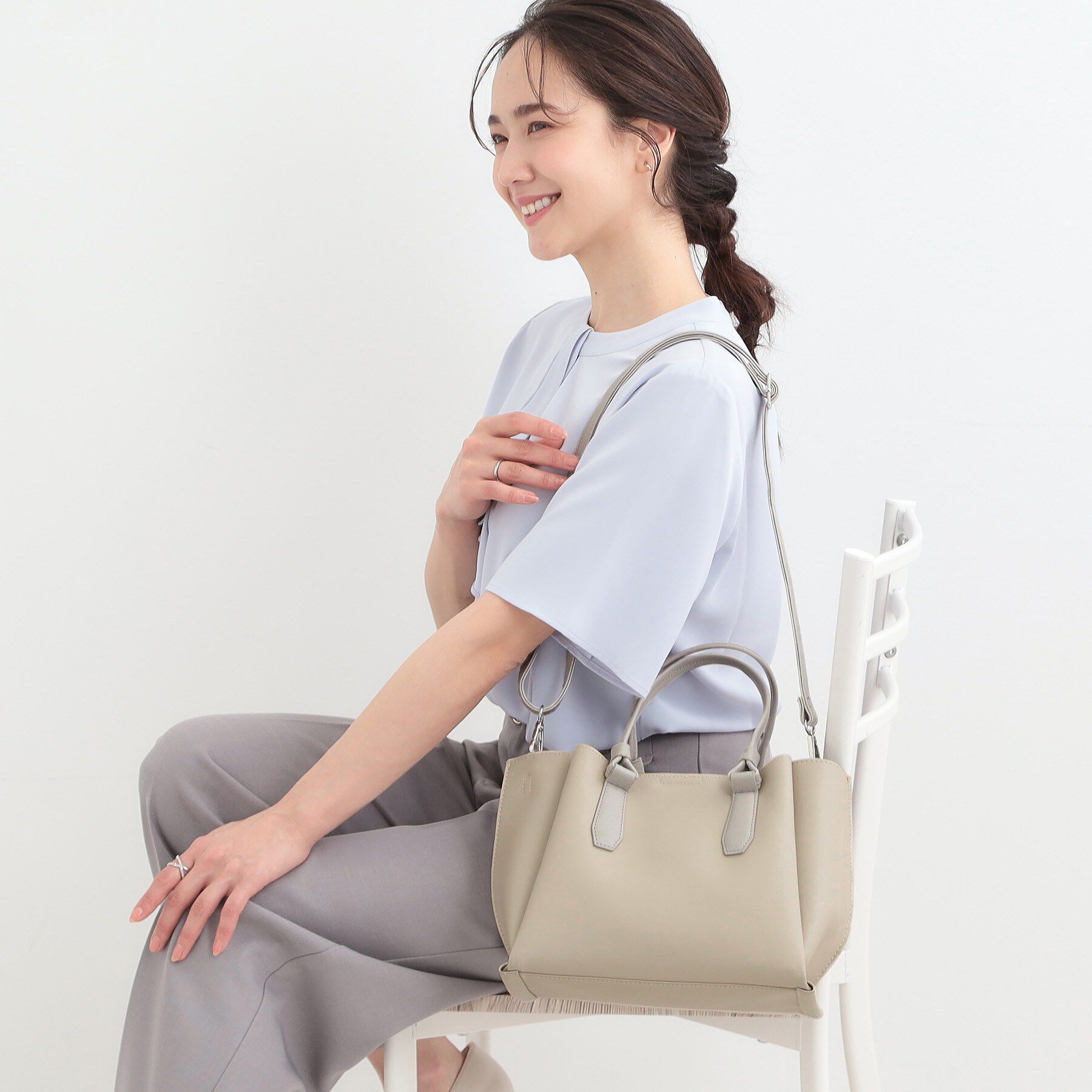 SHOO･LA･RUE「ハンドルカクシボトートバッグ」|トートバッグ|グレー(012)