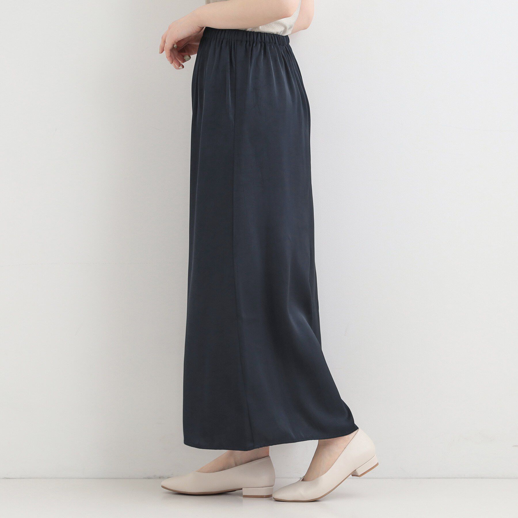 SHOO･LA･RUE「【洗濯機可】大人に嬉しい　上品サテンマーメイドスカート」|スカート|