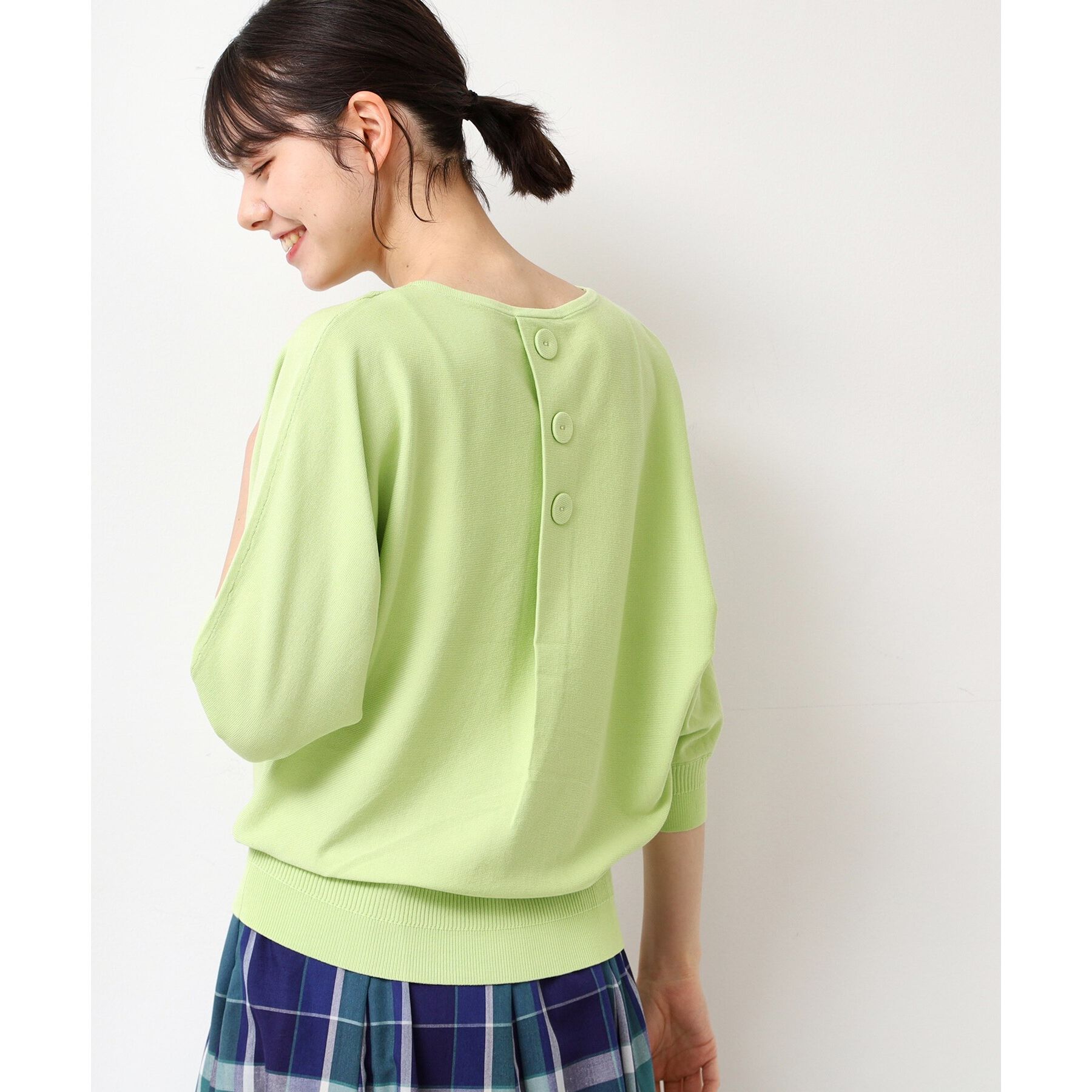 Dessin「【選べる7色展開・洗える】後ろボタンニットプルオーバー七分袖（XS～L）」|ニット・セーター|グリーン(025)