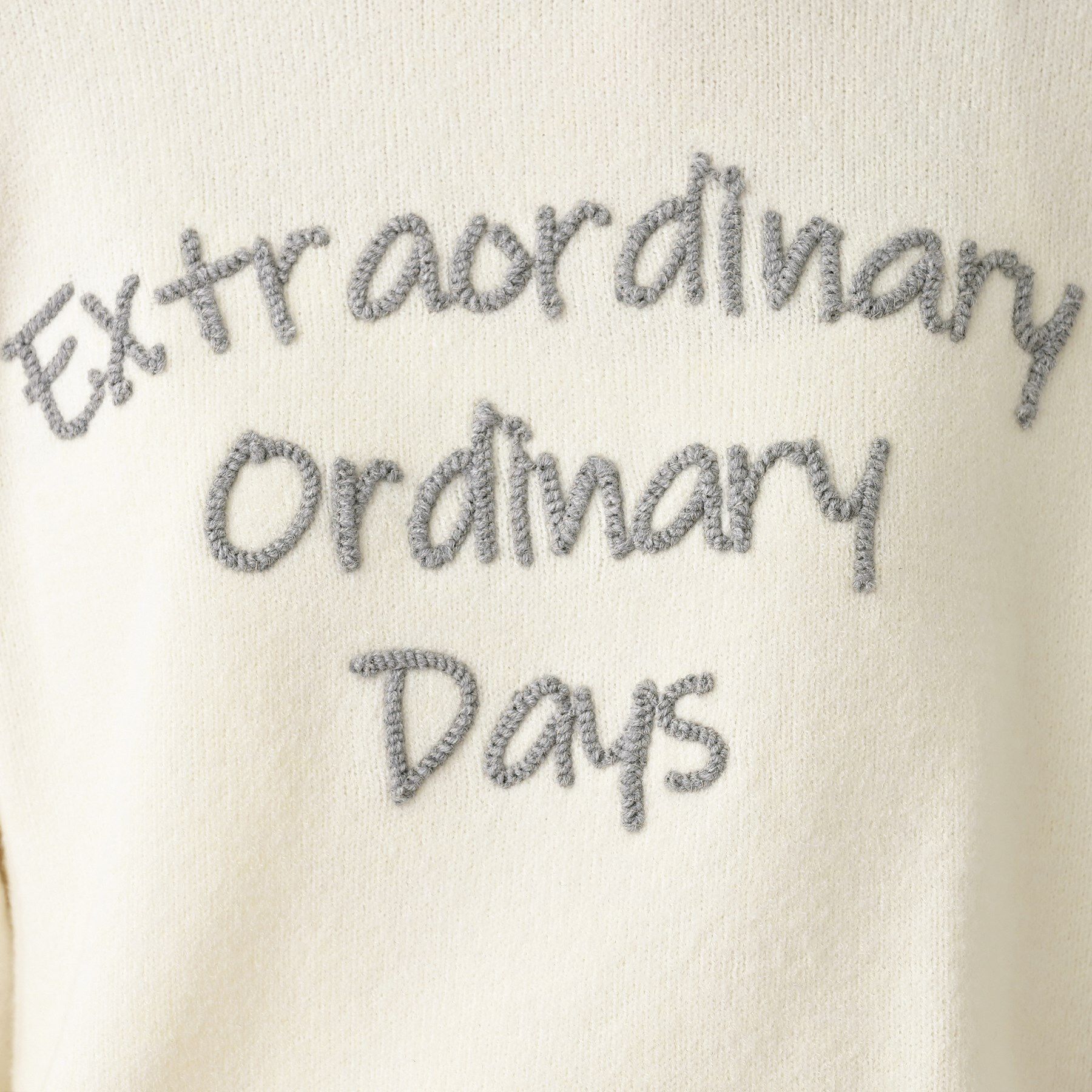 Dessin「【洗える】ペイント風刺繍入り配色ラインニット」|ニット・セーター|