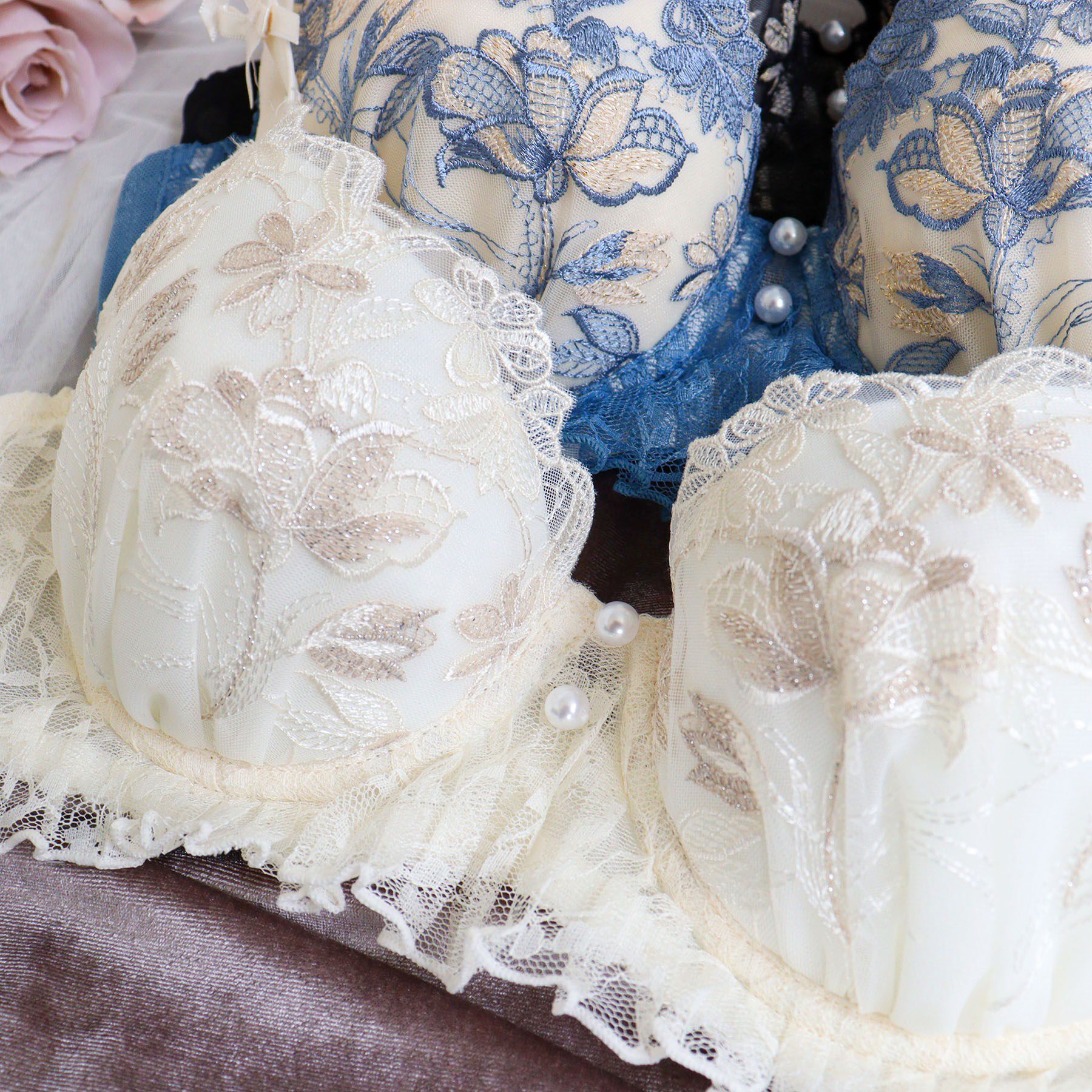 Risa Magli「リアナ ブラジャー　（E-F）　＜サイドシェイプ＞」|インナー|