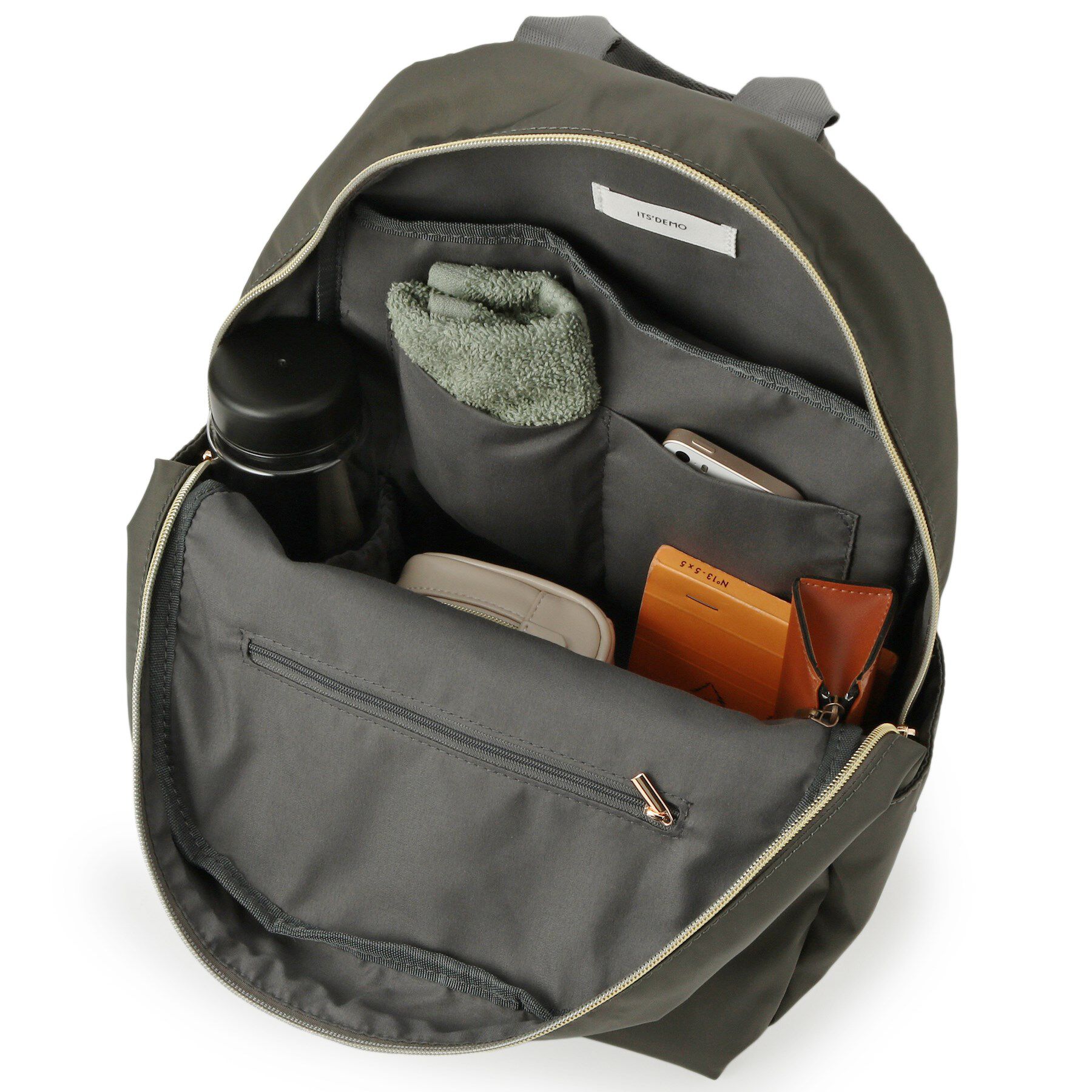 ITS&rsquo;DEMO「【A4／9ポケット】軽量撥水リュック」|リュック|