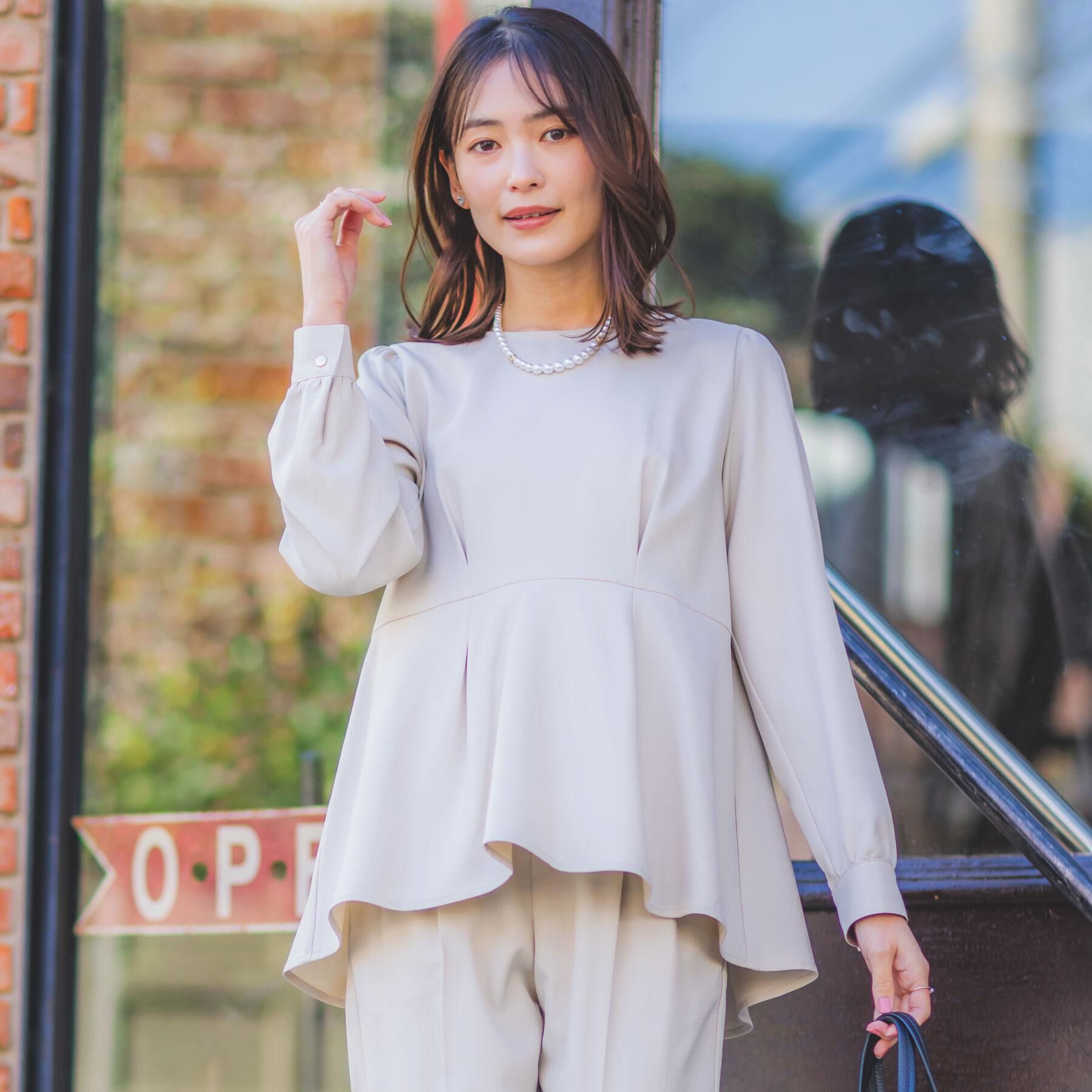 ITS&rsquo;DEMO「【入卒／洗濯機OK／イージーケア】ツイルストレッチペプラムブラウス」|シャツ・ブラウス|