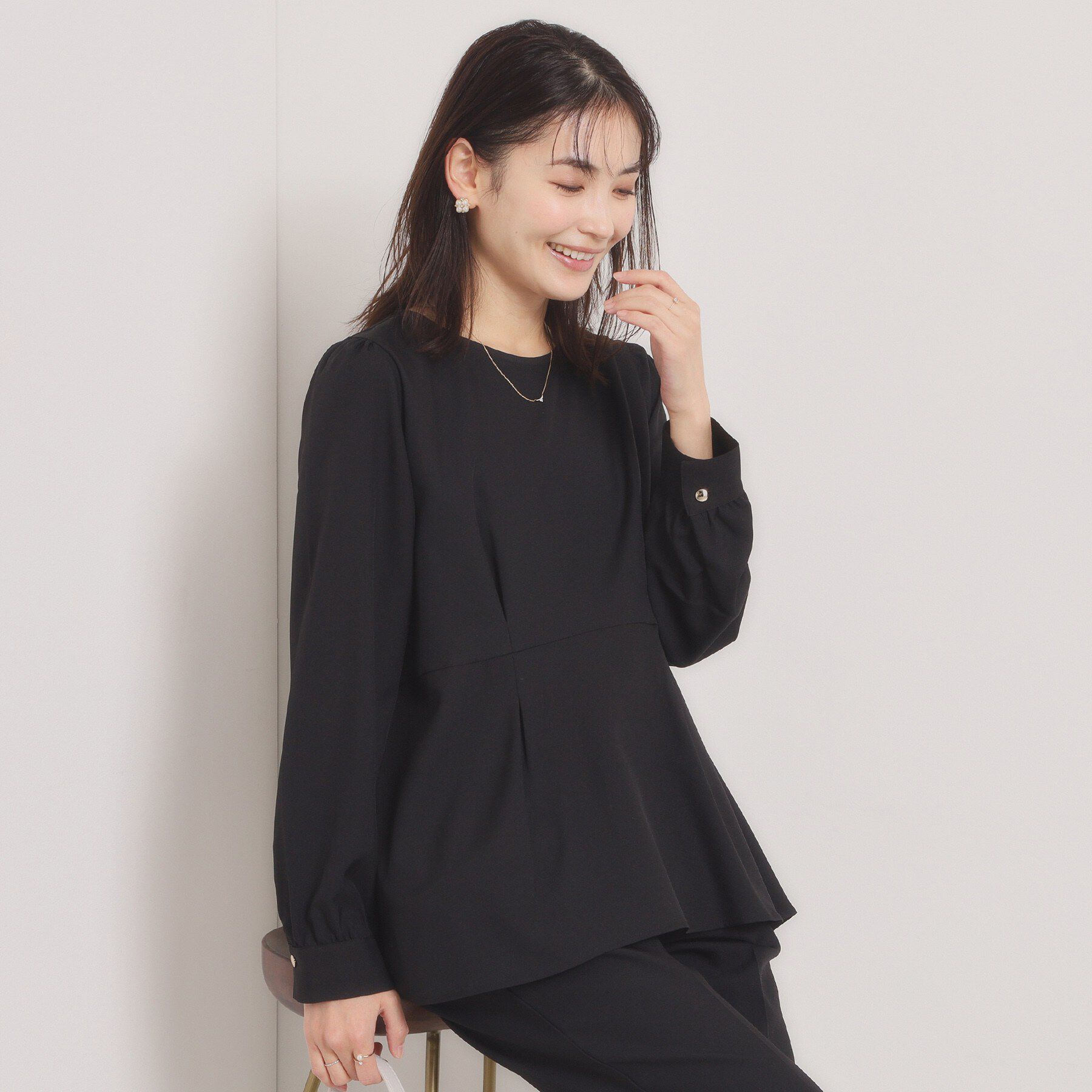 ITS&rsquo;DEMO「【入卒／洗濯機OK／イージーケア】ツイルストレッチペプラムブラウス」|シャツ・ブラウス|