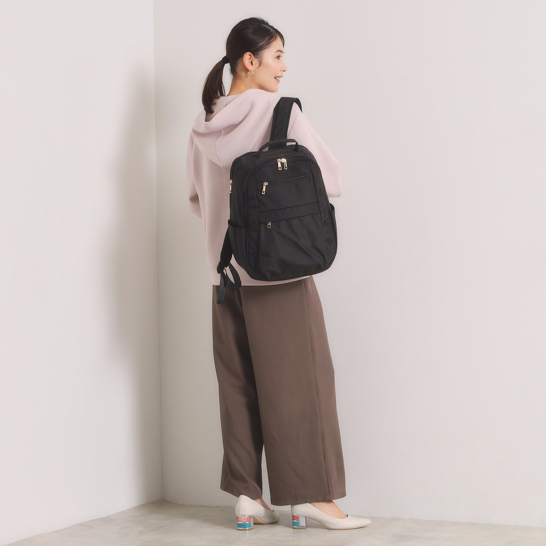 ITS&rsquo;DEMO「【12ポケット】ガバッとリュック」|リュック|