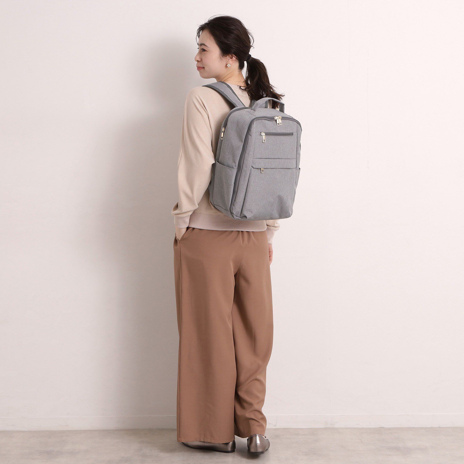 ITS&rsquo;DEMO「【12ポケット】ガバッとリュック」|リュック|