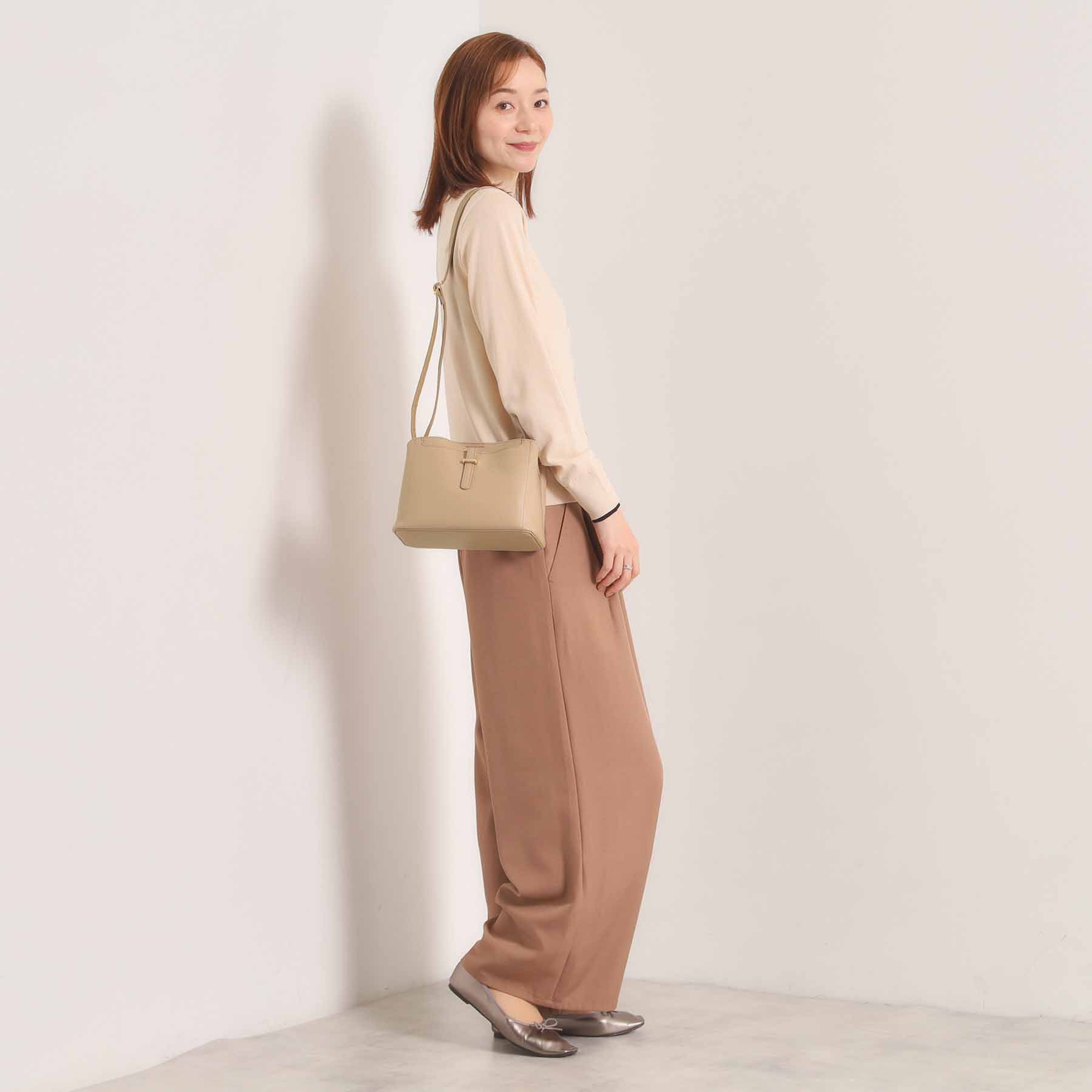 ITS&rsquo;DEMO「＜かるバッグ＞横型ミニショルダー」|ショルダー・メッセンジャー|