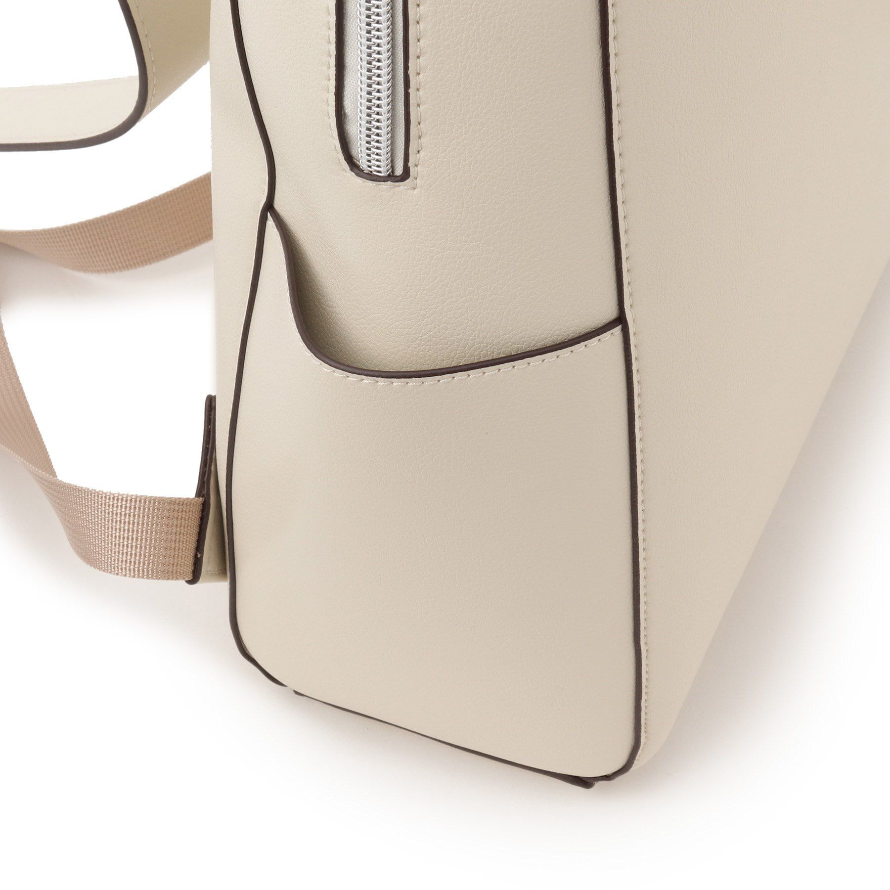 Ober Tashe「かるいかばん PC収納リュック」|リュック|