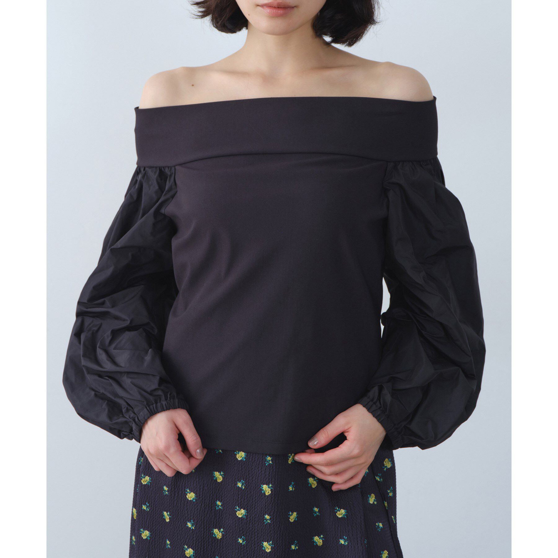 CODE A「puff glow off top」|シャツ・ブラウス|ブラック(019)