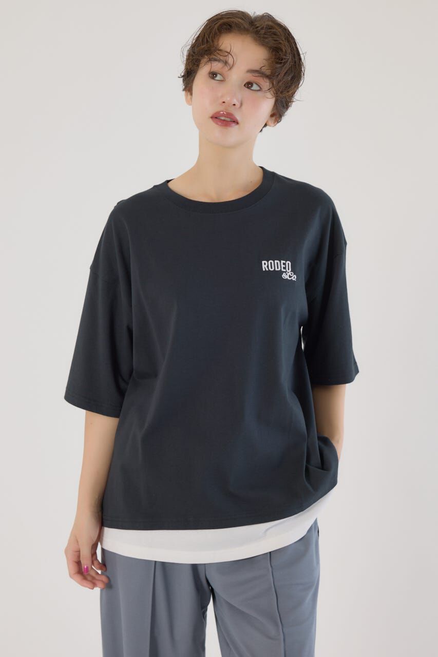 RODEO CROWNS「フェイクレイヤードスクリプトロゴ Tシャツ」|Tシャツ・カットソー|