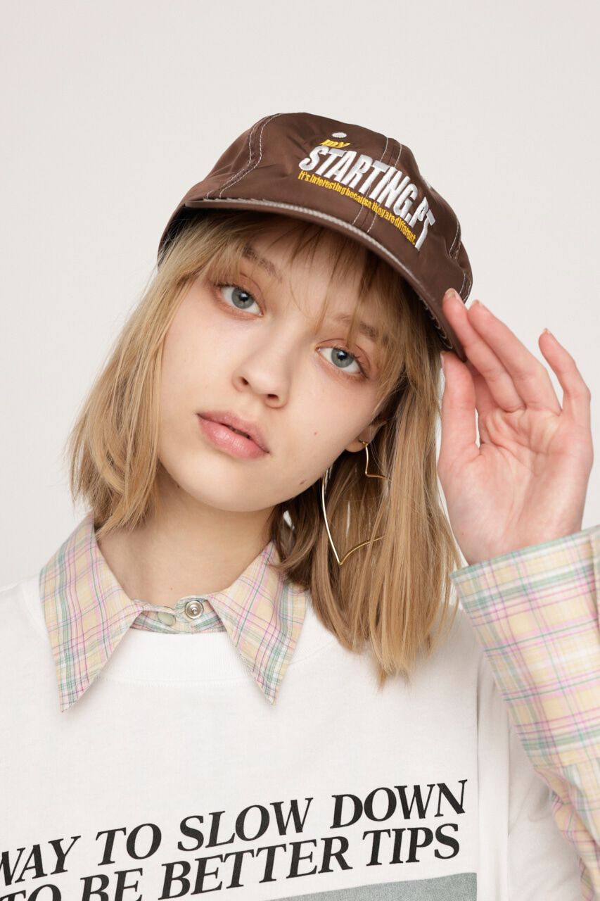 SLY「BI COLOR STITCH LOGO キャップ」|その他|