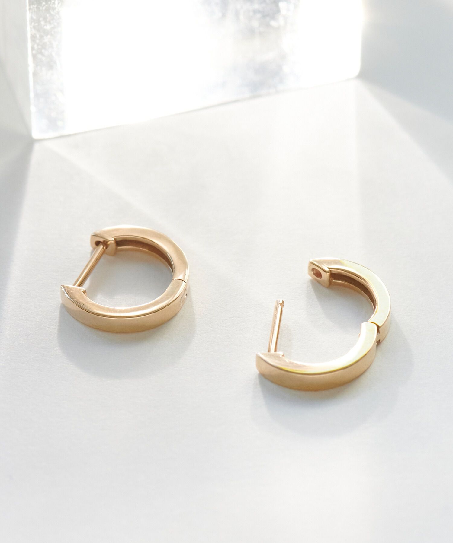 JUPITER「【シリーズ累計販売 2000点突破！】【K10】ストレートフープピアス/ユニセックス/ゴールド」|ピアス|