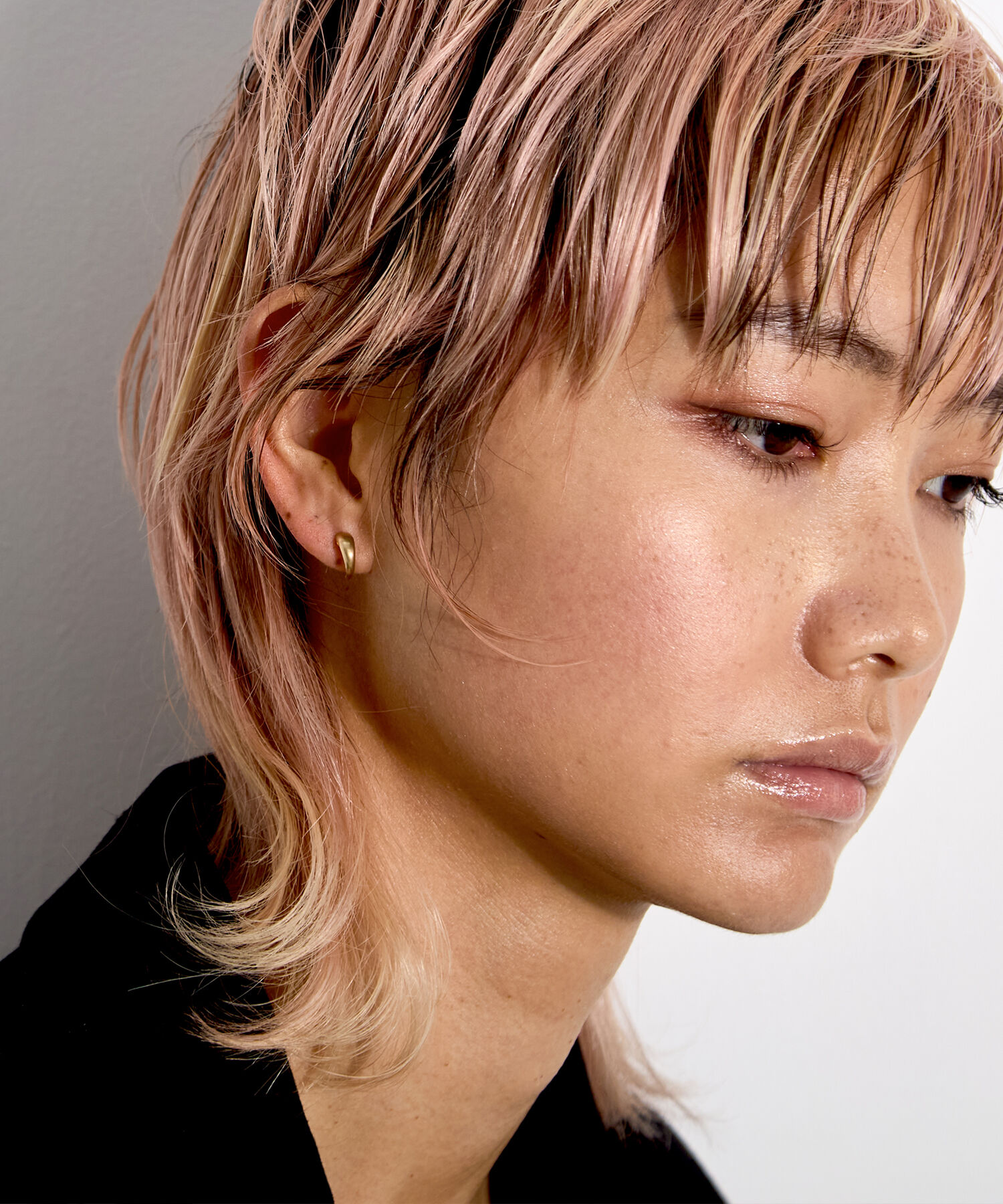 JUPITER「【K10】クレセントフープピアス/ユニセックス/マットゴールド」|ピアス|