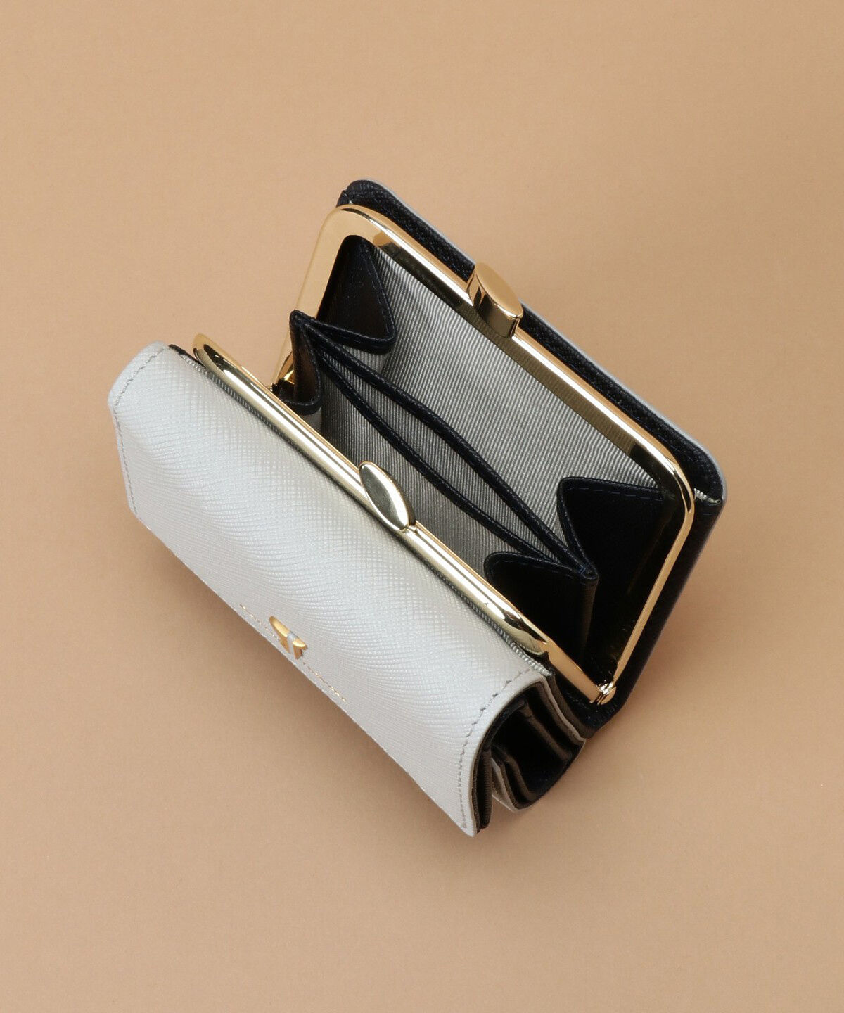 Samantha Thavasa「Pomme d'espoir ポムディスポワール バイカラー三つ折り口金財布」|財布|