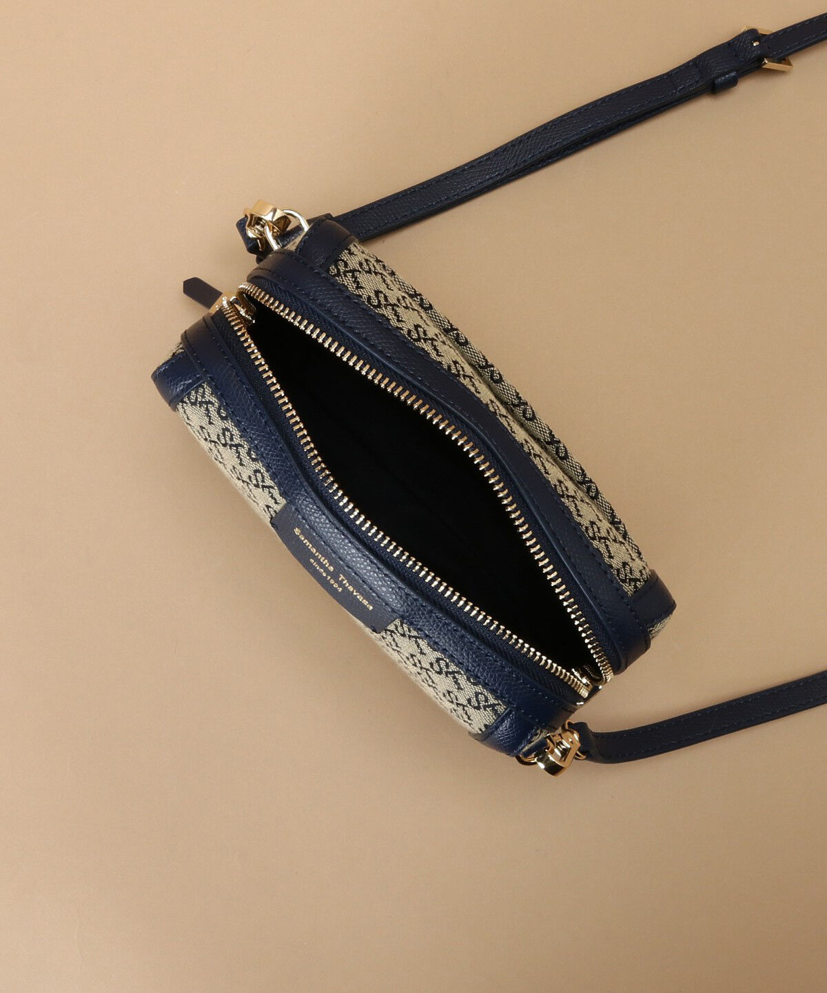 Samantha Thavasa「ST Jacquard ポシェットカレ」|ショルダー・メッセンジャー|