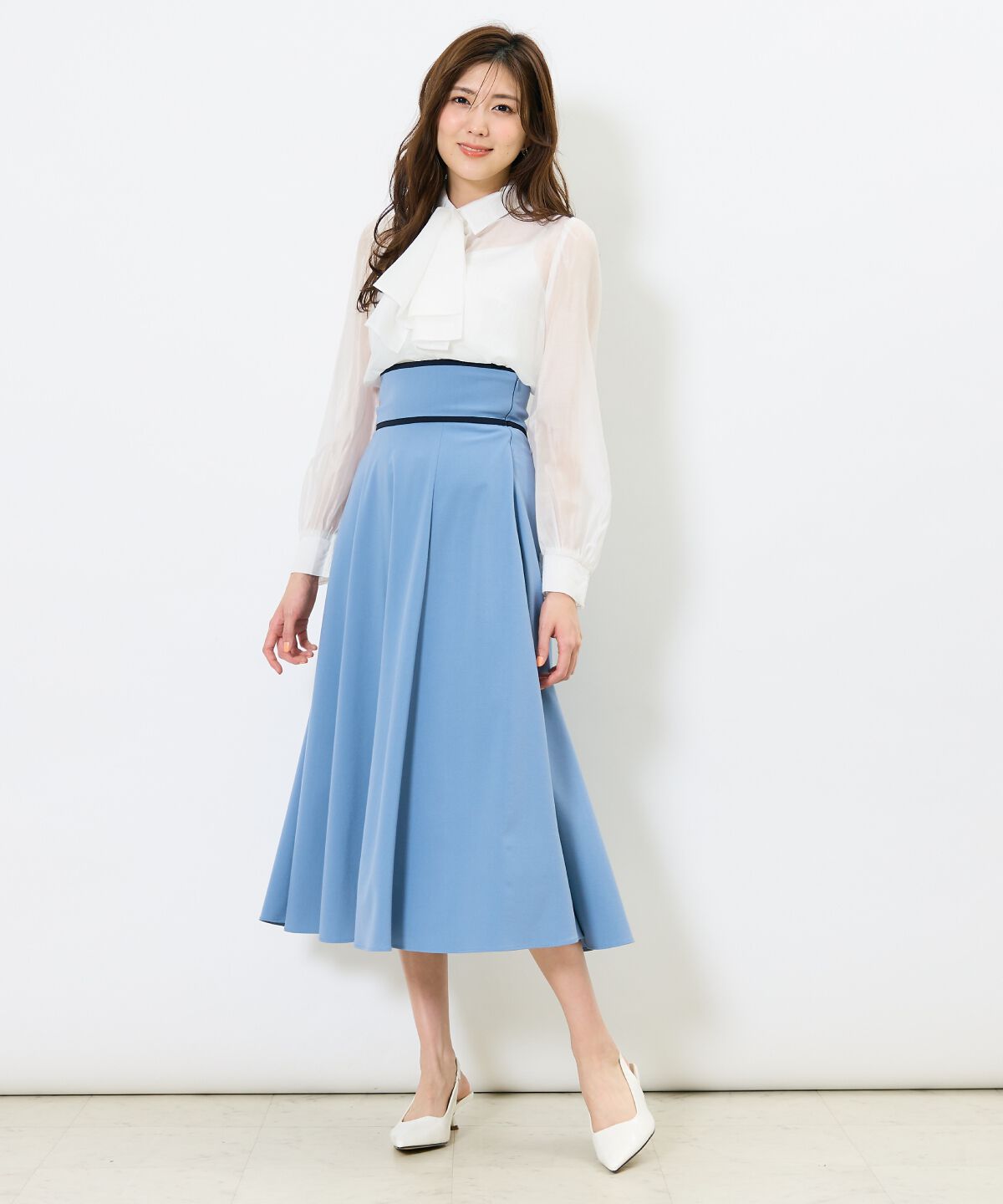 アンドクチュール「パイピングバックレースアップスカート」|フレア|