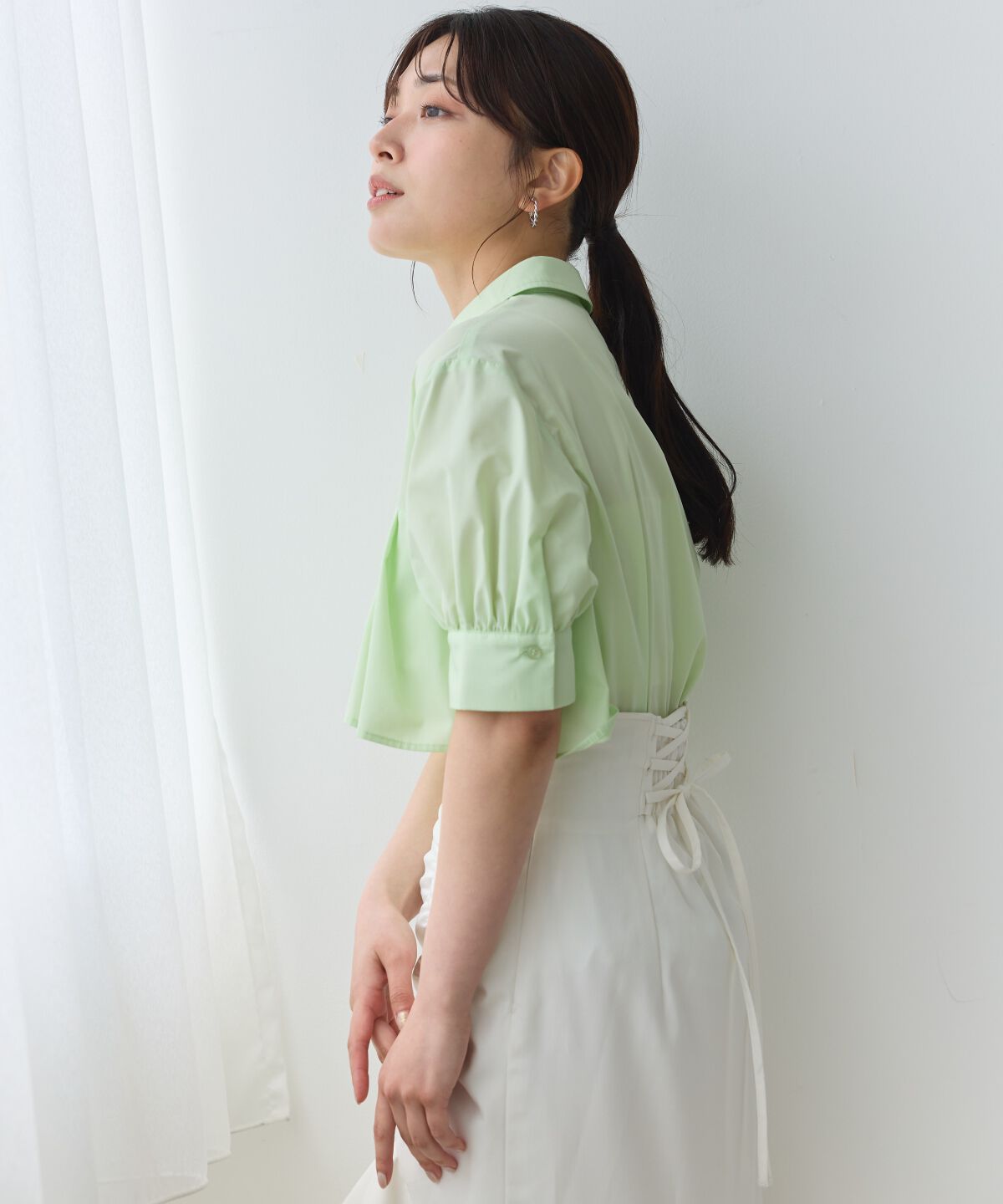 アンドクチュール「ヨークデザインハーフスリーブシャツ」|シャツ・ブラウス|