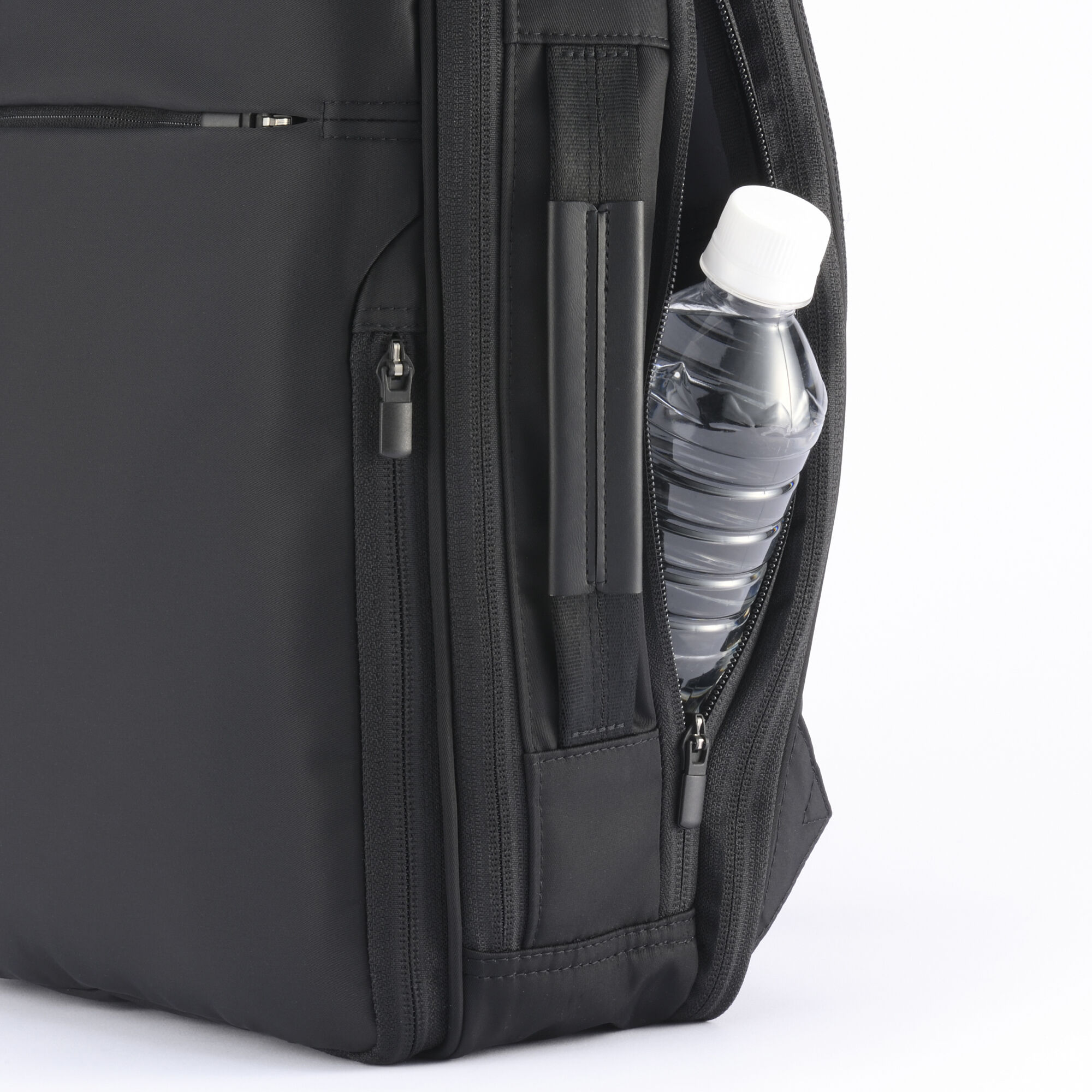 ace.「ace.／エース ガジェタブルR リュック 11リットル A4ファイル／13.3インチPC対応 68001」|リュック|