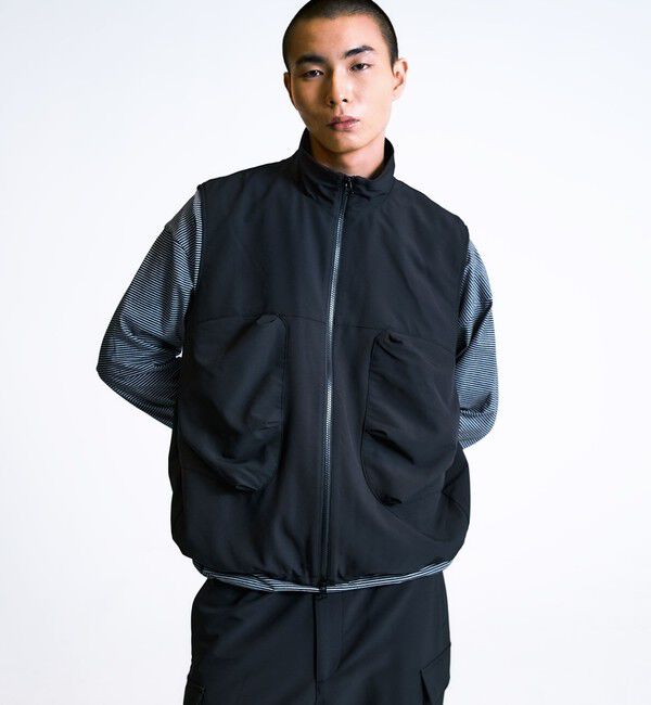 SHIPS「City Ambient Products: SHELTECH Warm(R) ジップオーバーベスト」|ダウンベスト・ベスト|ブラック