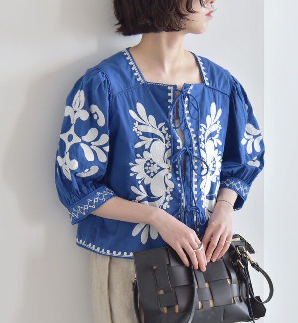 quaranciel「quaranciel:〈洗濯機可能〉エンブロイダリー スクエアネック ブラウス」|シャツ・ブラウス|ブルー