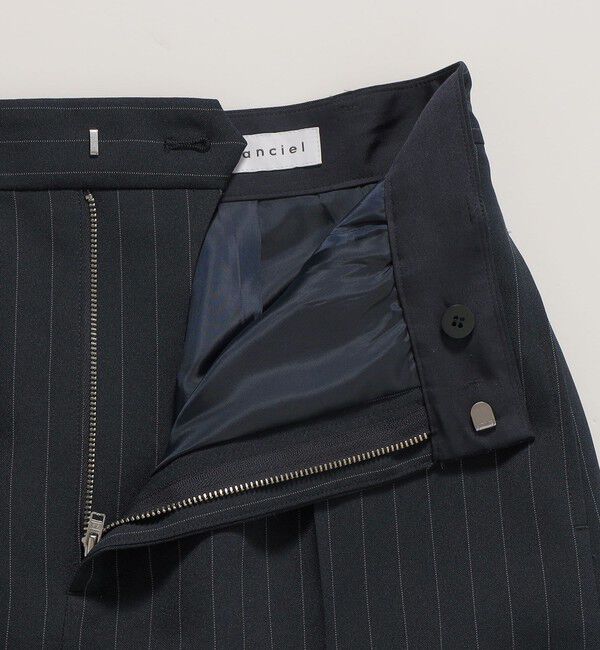 quaranciel「quaranciel:〈洗濯機可能〉ベルトデザイン Iライン スラックス スカート」|スカート|