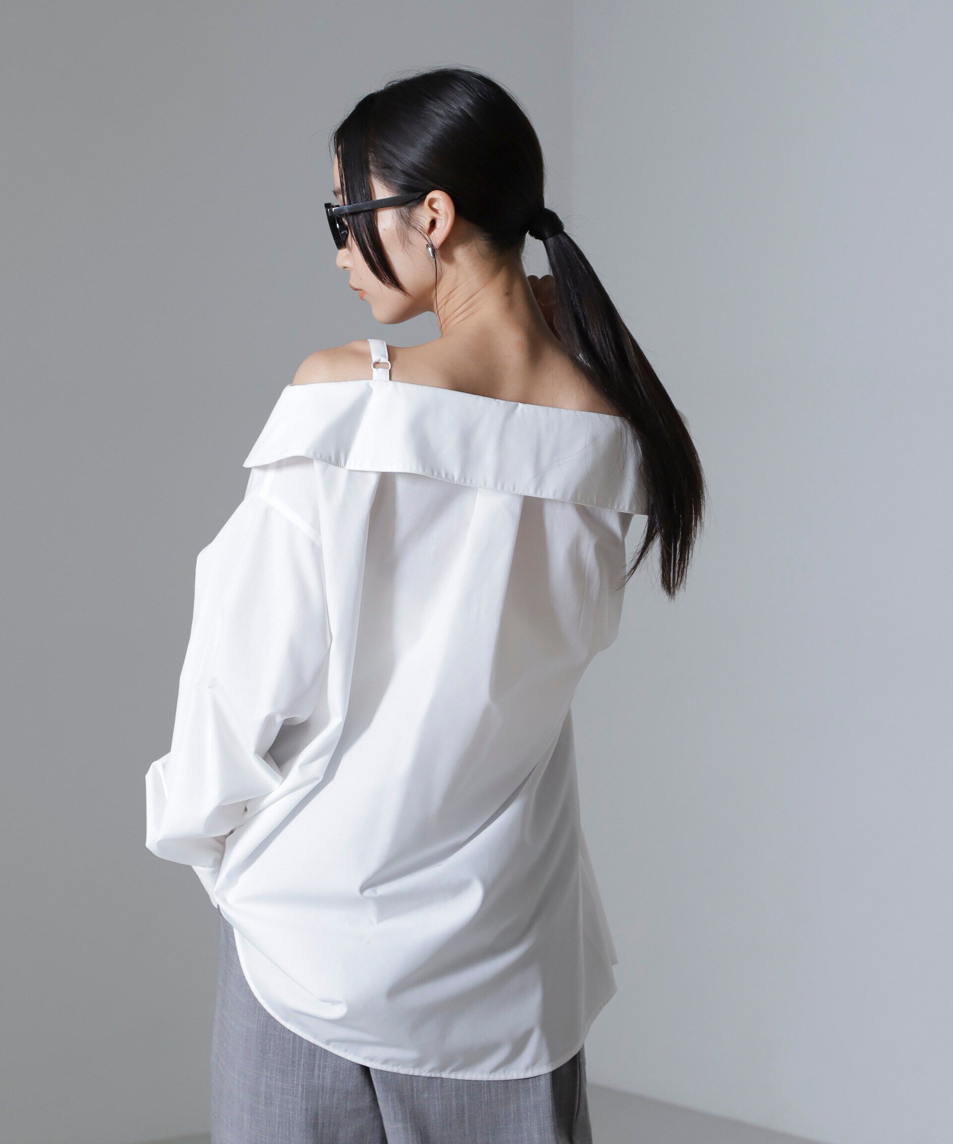 nano･universe「オフショルダーデザインシャツ」|シャツ・ブラウス|
