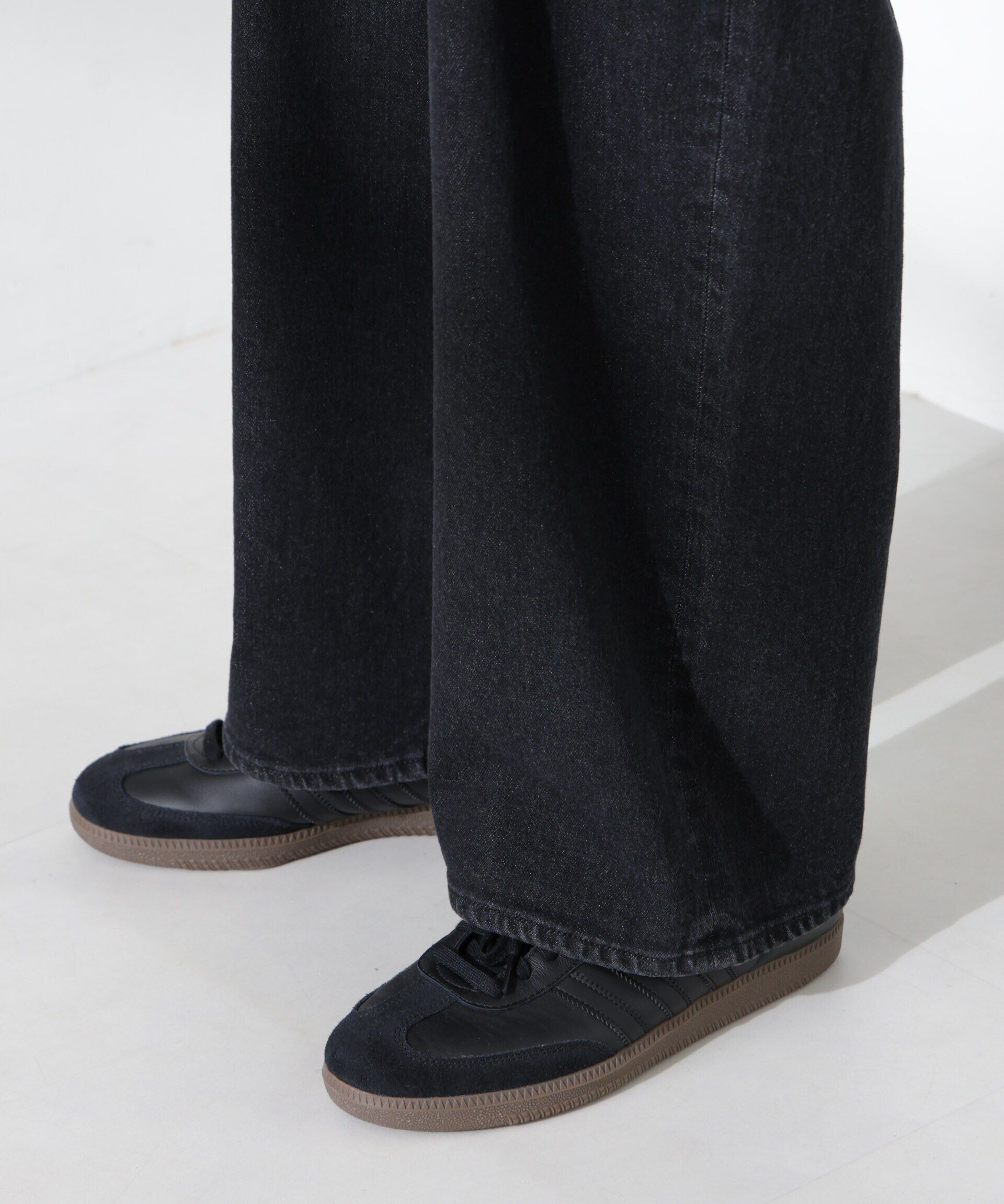  「「MC」TIMELESS WARDROBE リラックスフィットデニム 252」|デニム|