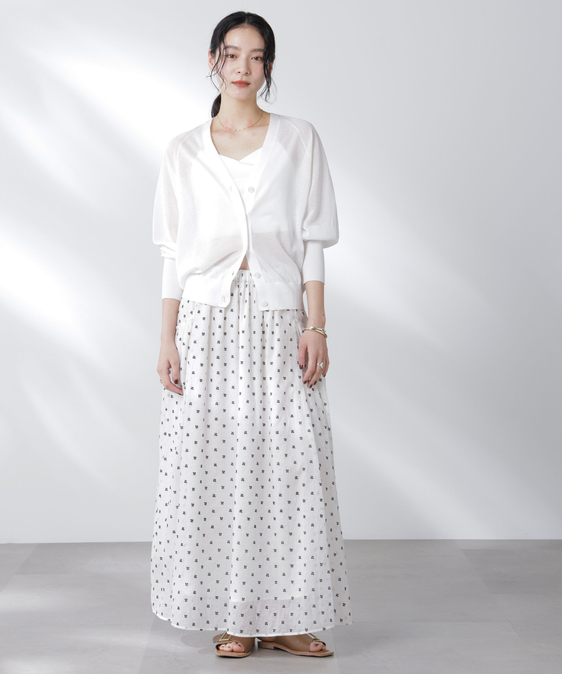 nano･universe「コットンスパークシアーＶネックカーディガン」|ニット・セーター|