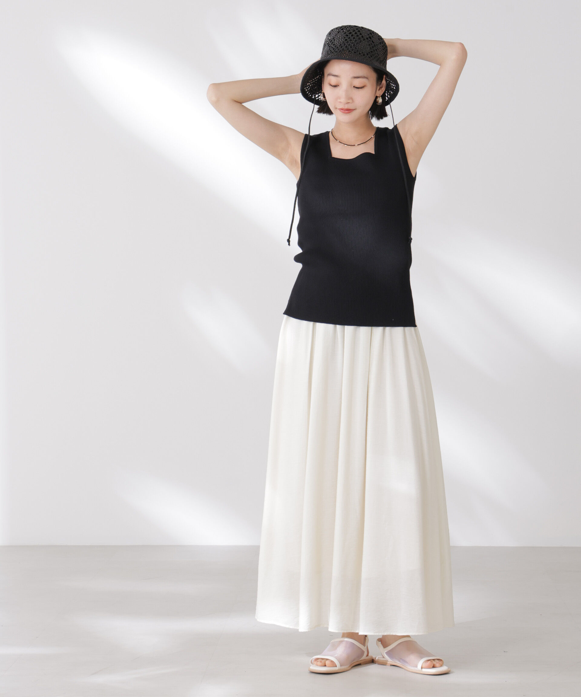 nano･universe「前後2wayスクエア＆クルーネックリブニットタンクトップ」|ニット・セーター|