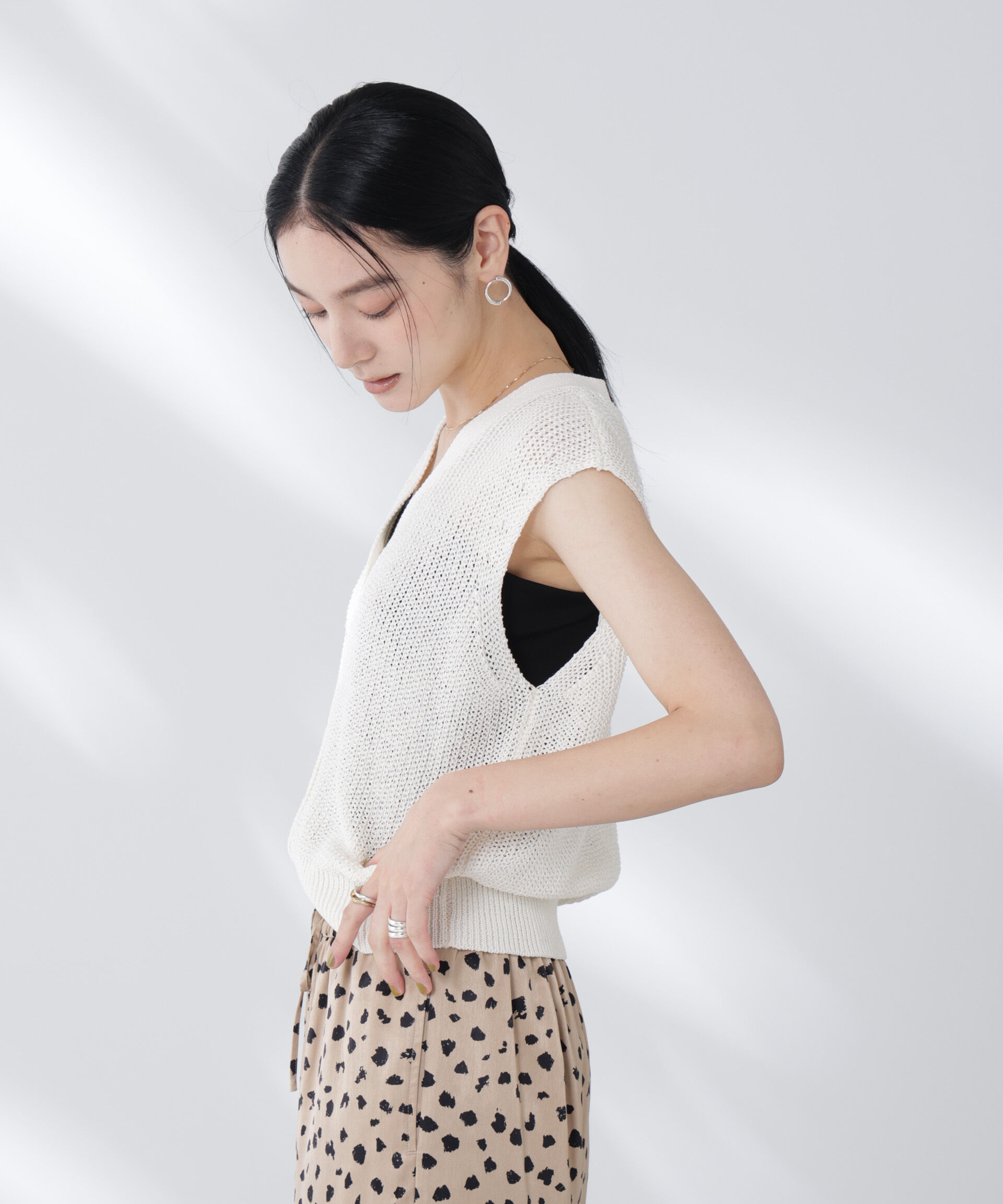 nano･universe「ペーパーヤーン畦ニットベスト」|ニット・セーター|