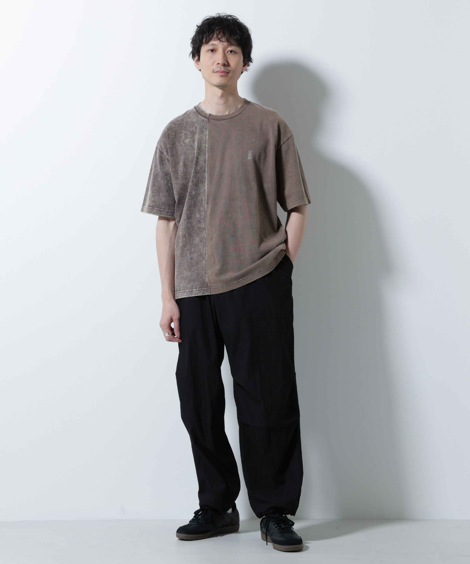 nano･universe「｢A-C-Z｣2トーンピグメントTシャツ 半袖」|Tシャツ・カットソー|