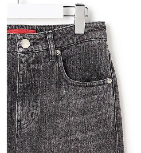 23区「【FUDGE掲載/滝沢眞規子さん着用/RED CARD TOKYO&times;23区】 センタープレス デニム ワイド パンツ」|デニム|