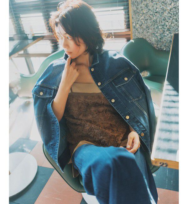 23区「【FUDGE掲載/滝沢眞規子さん着用/RED CARD TOKYO&times;23区】 センタープレス デニム ワイド パンツ」|デニム|