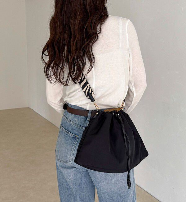 fredy emue「ジャガードショルダードロスト巾着バッグ」|ショルダー・メッセンジャー|ブラック