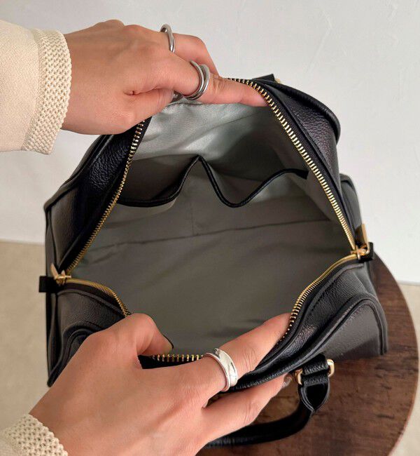 fredy emue「台形ファスナーボストンバッグ」|ショルダー・メッセンジャー|