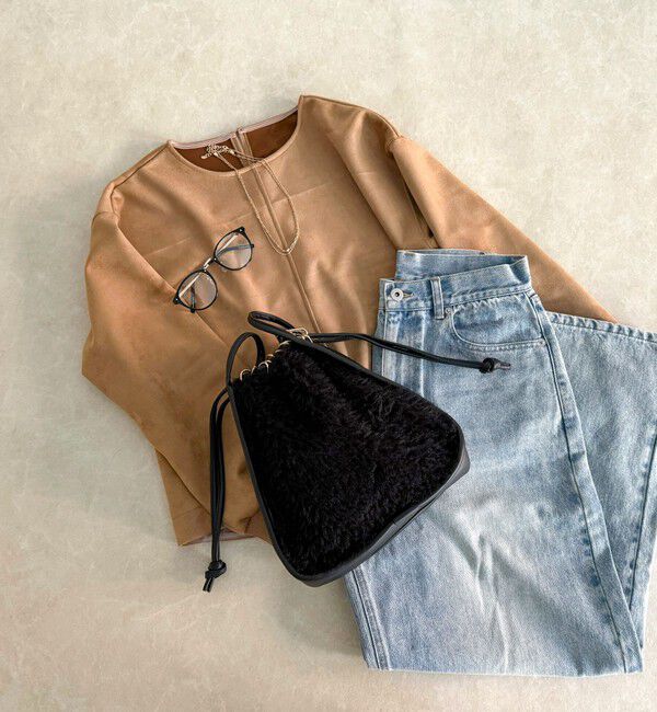 fredy emue「異素材ファートライアングルバッグ」|ショルダー・メッセンジャー|ブラック